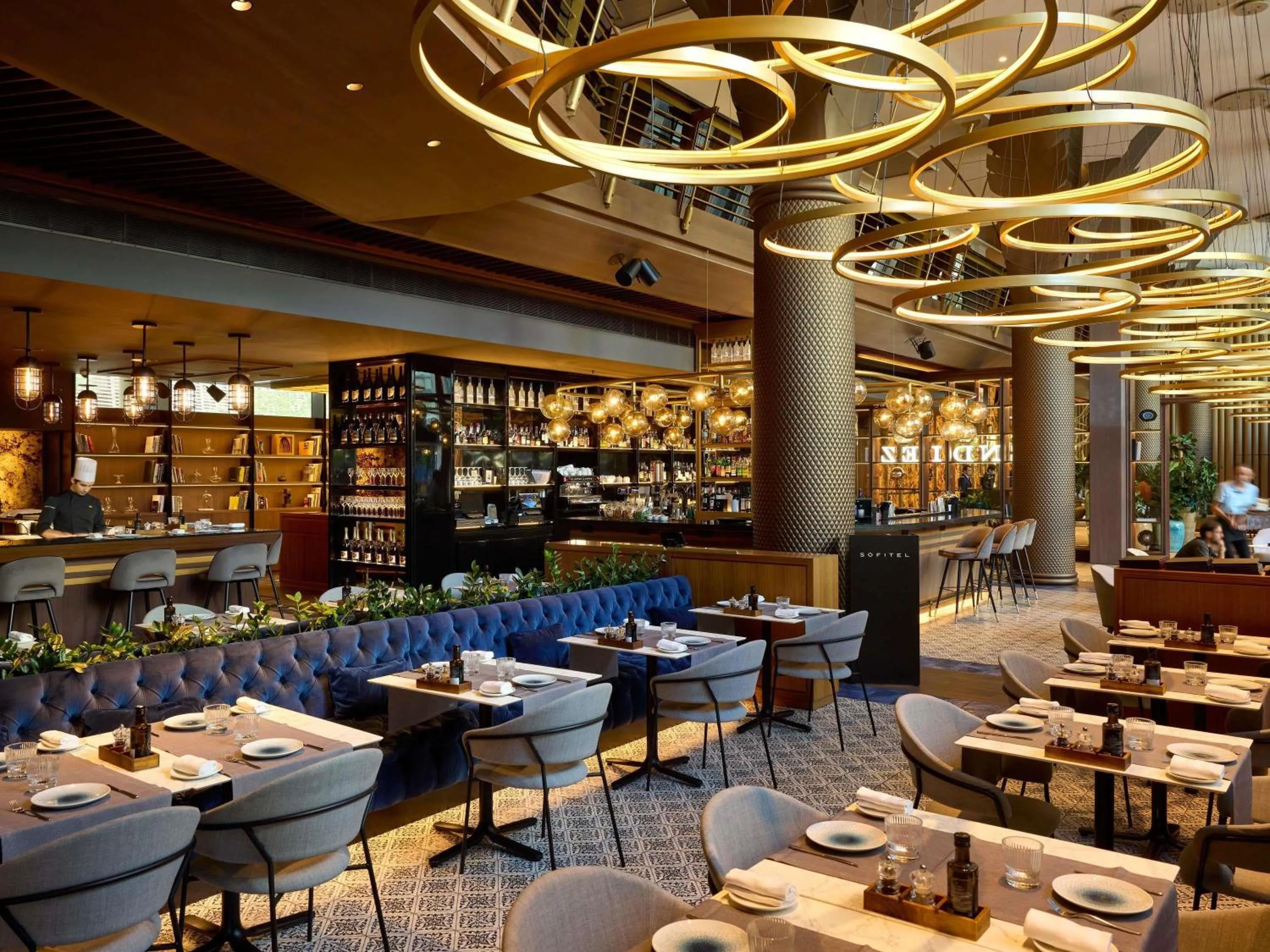 Restaurant/places to eat in Sofitel Barcelona Skipper