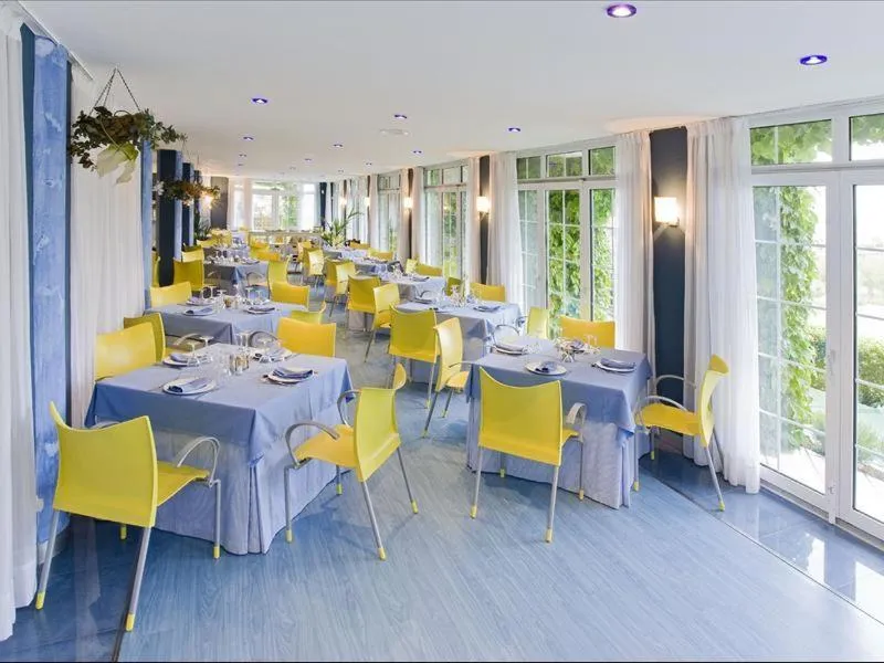 Restaurant/places to eat in Arha Villa de Suances - Antiguo Albatros