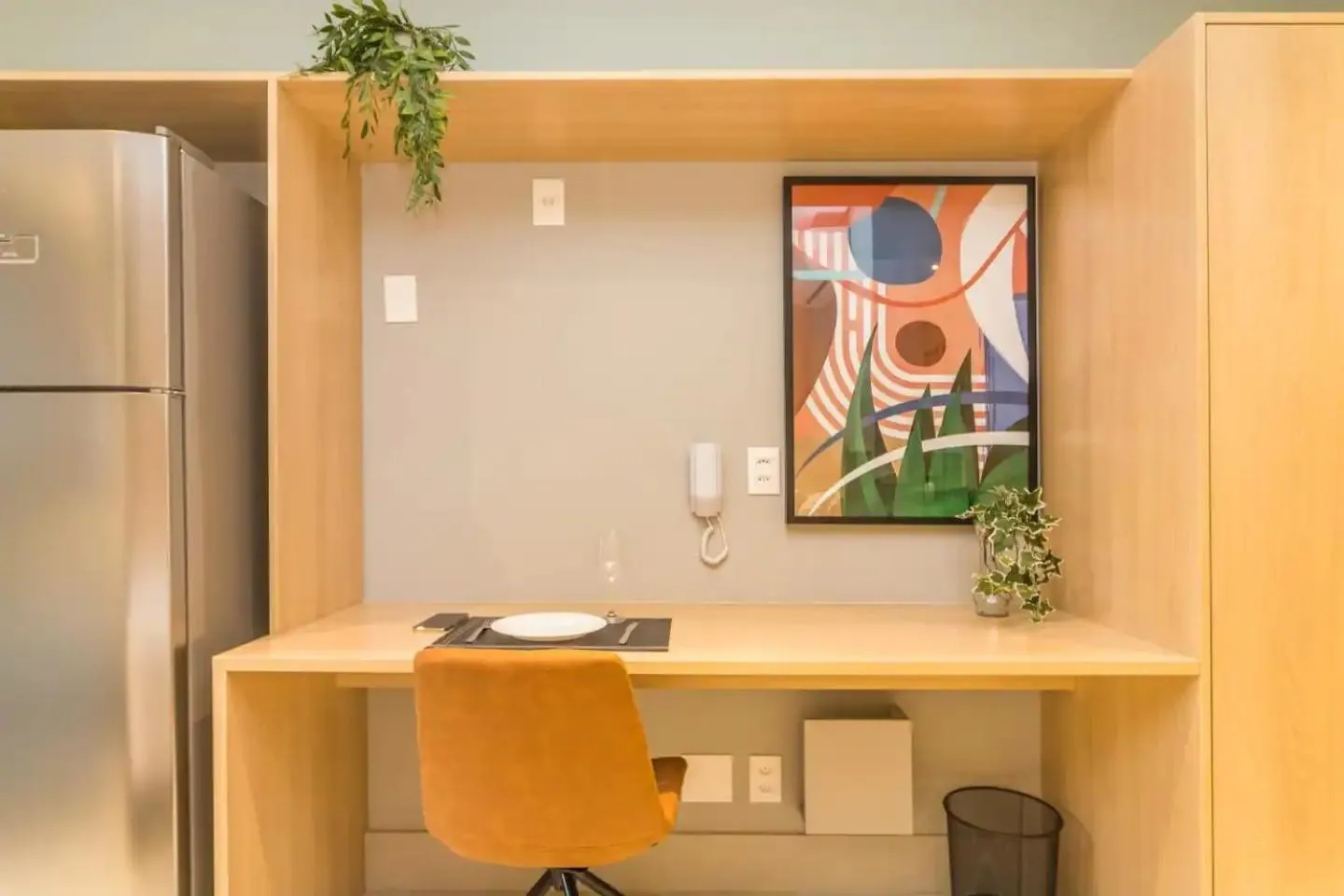 hair dresser in Cozzy Suites Paraíso Hotel