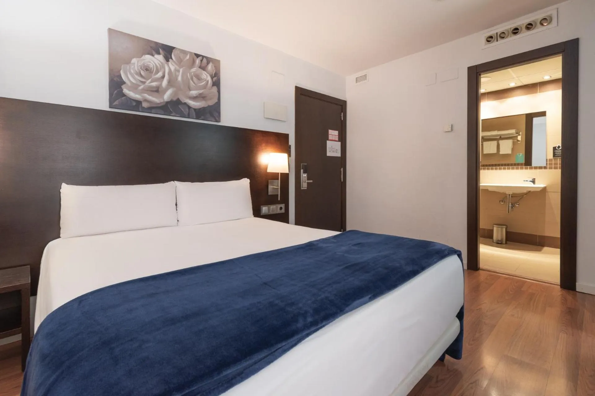 Bed in Hotel Alda Zaragoza Independencia