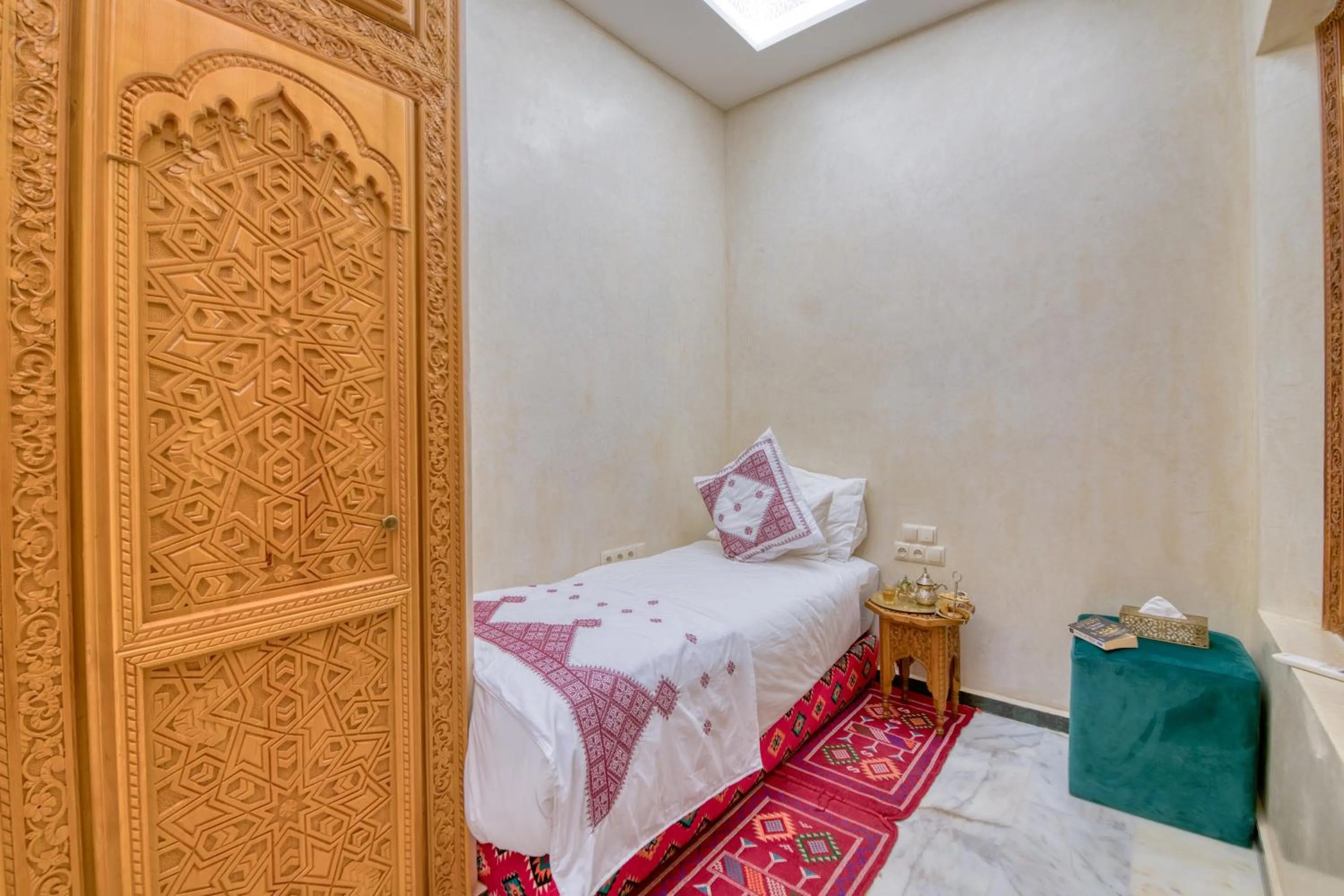 Bed in Riad Diamond Of Marrakech & Spa