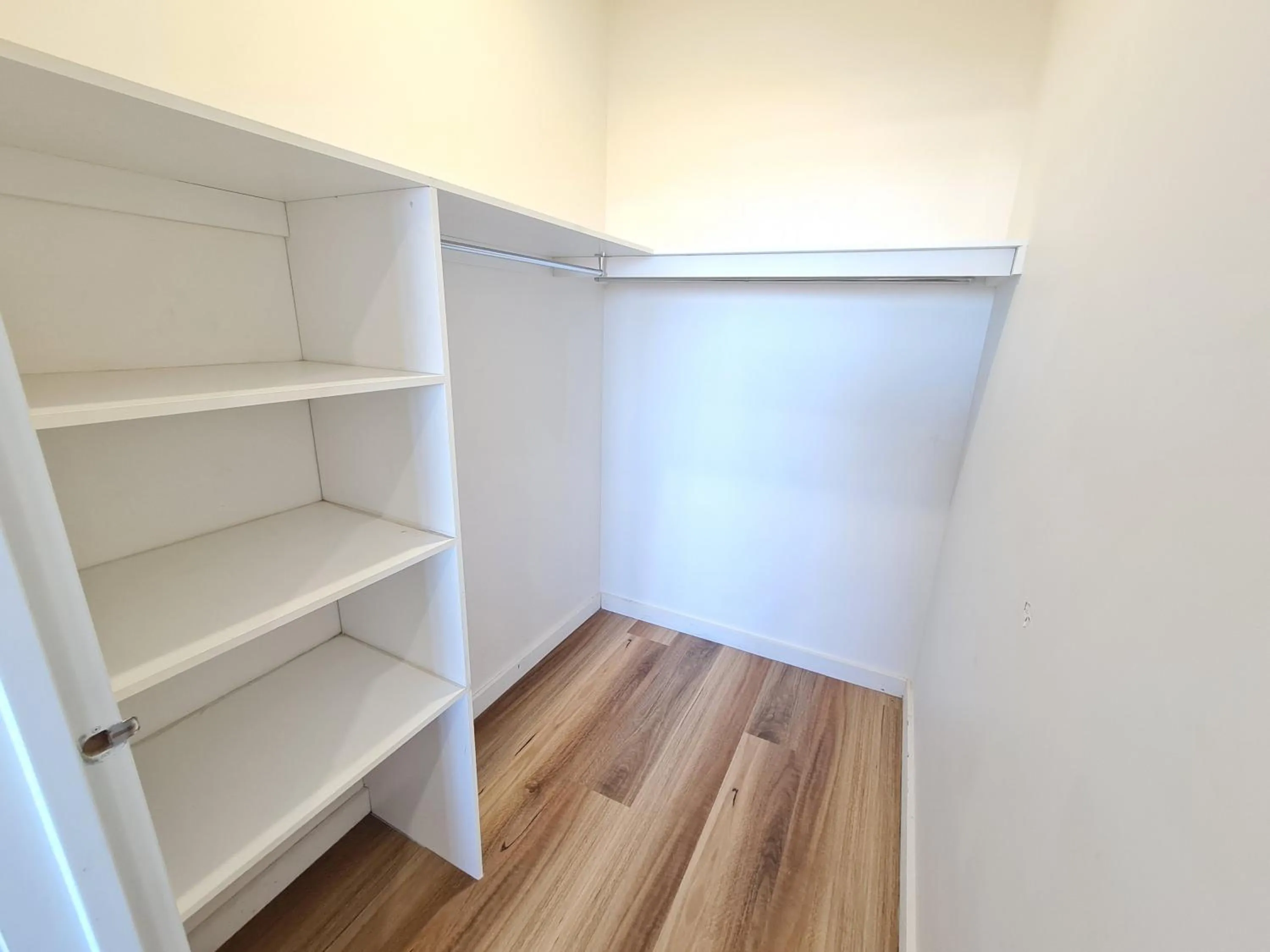 wardrobe in Exodus Dandenong Apartment Hotel