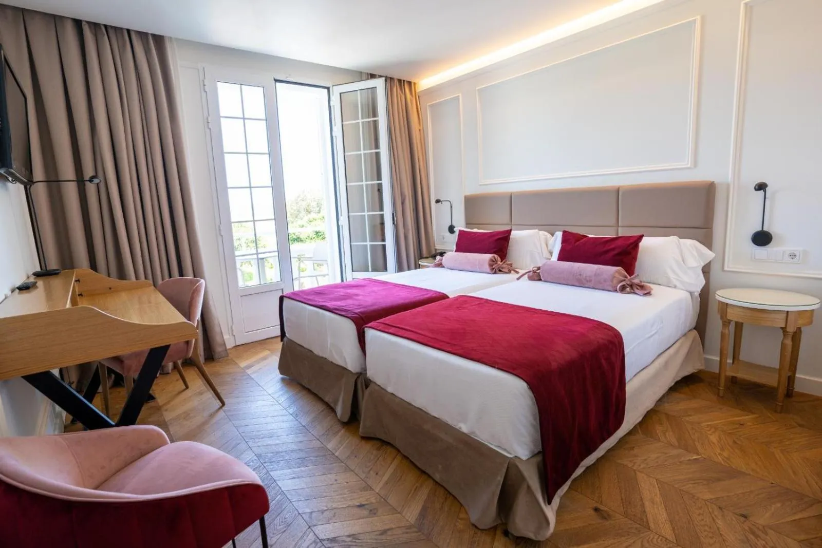 Bedroom in Seth Port Mahón