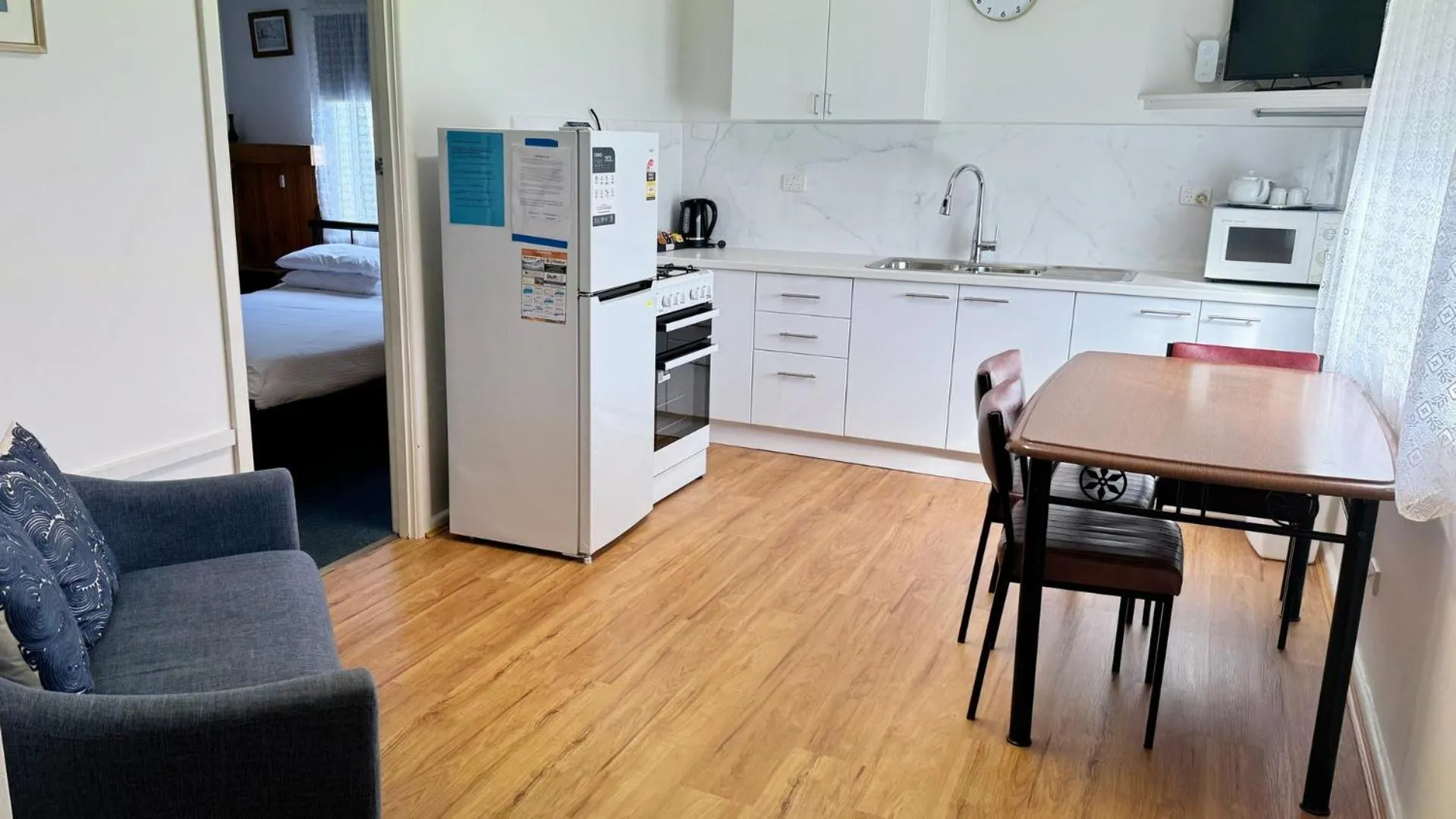 kitchen in Ocean Bridge Lakes Entrance