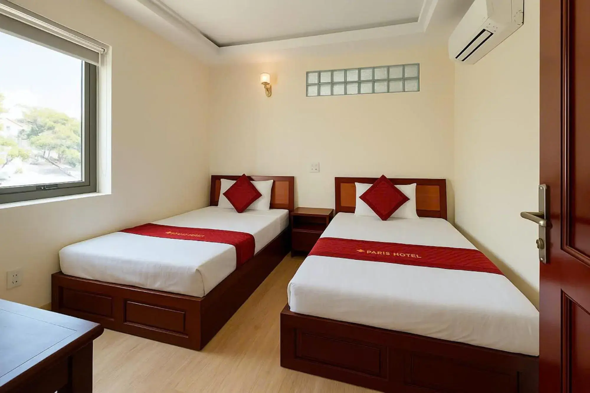 Budget Double Room in Stars Central Danang Budget Double Room in Stars Central Danang