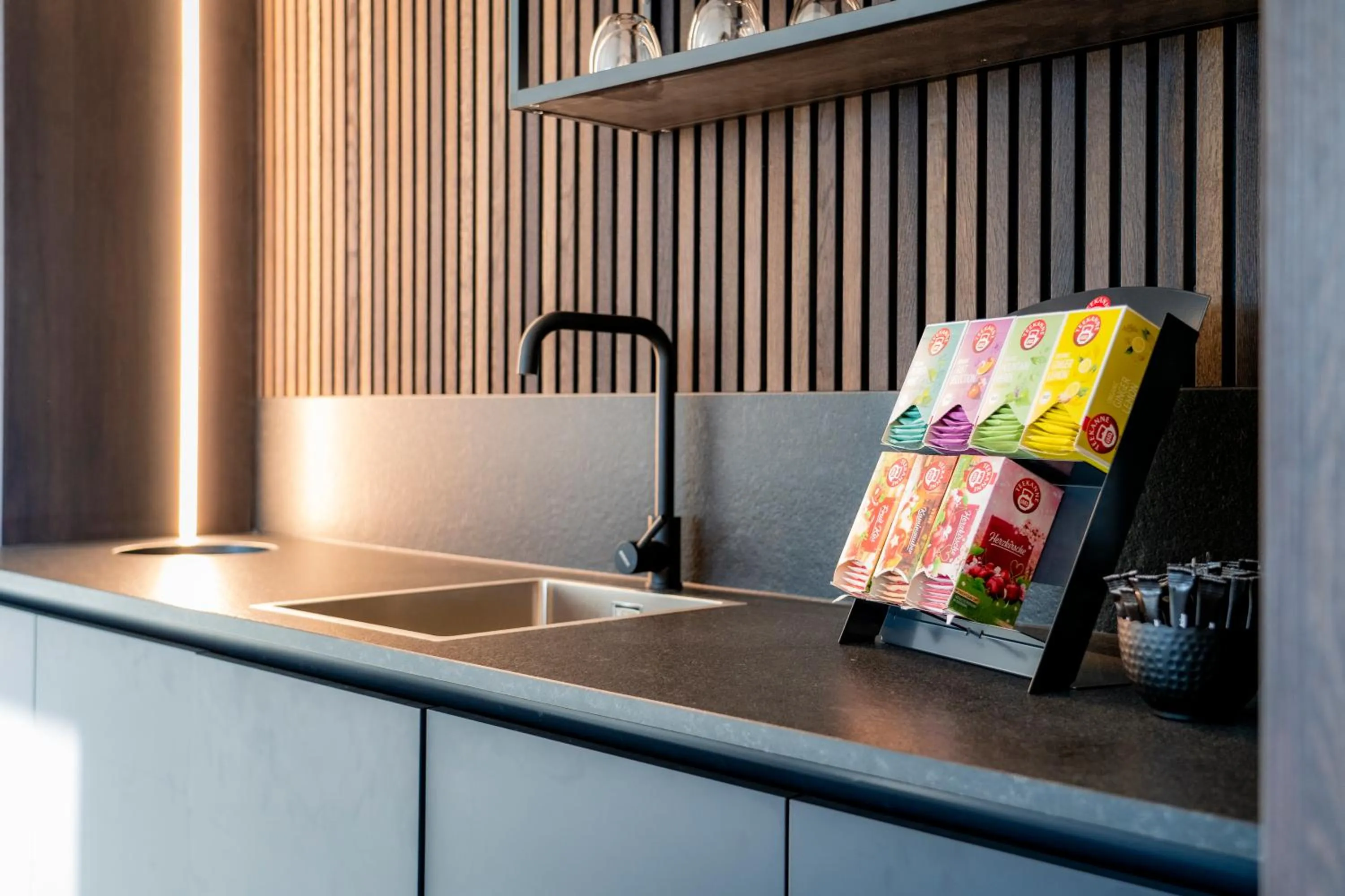 Coffee/tea facilities in Village by Maier - kontaktloser Check-in