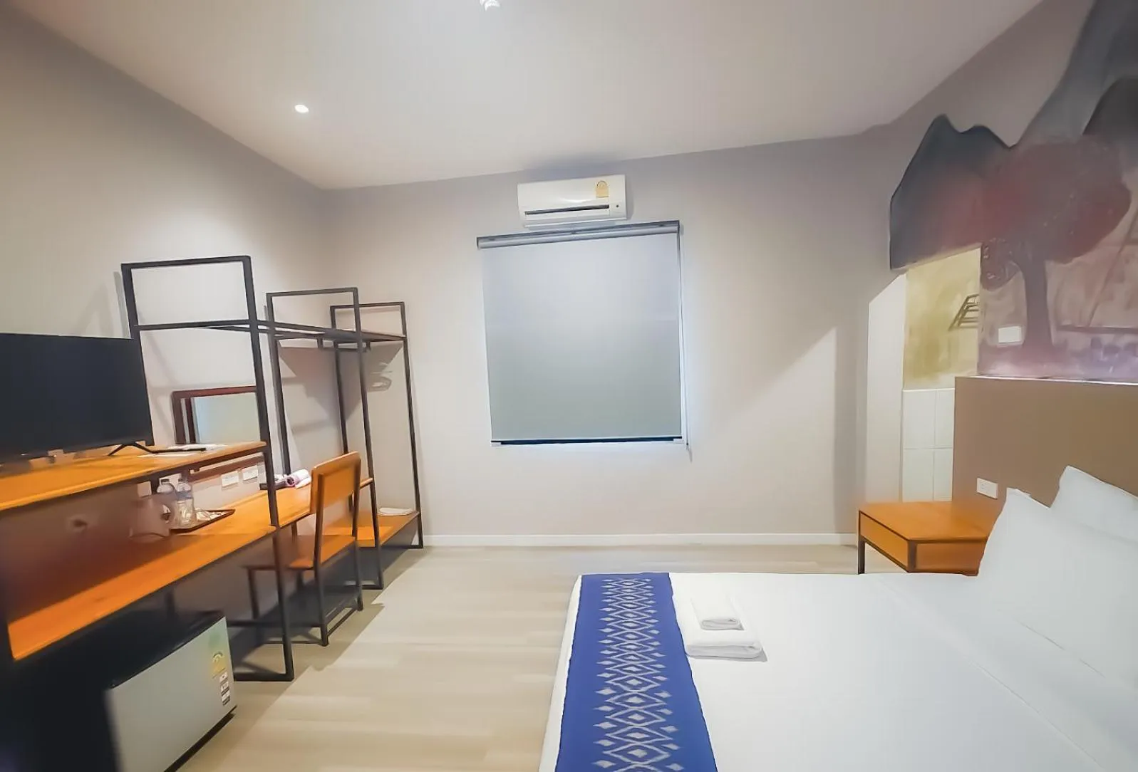 Bed in The Riva Vientiane Hotel