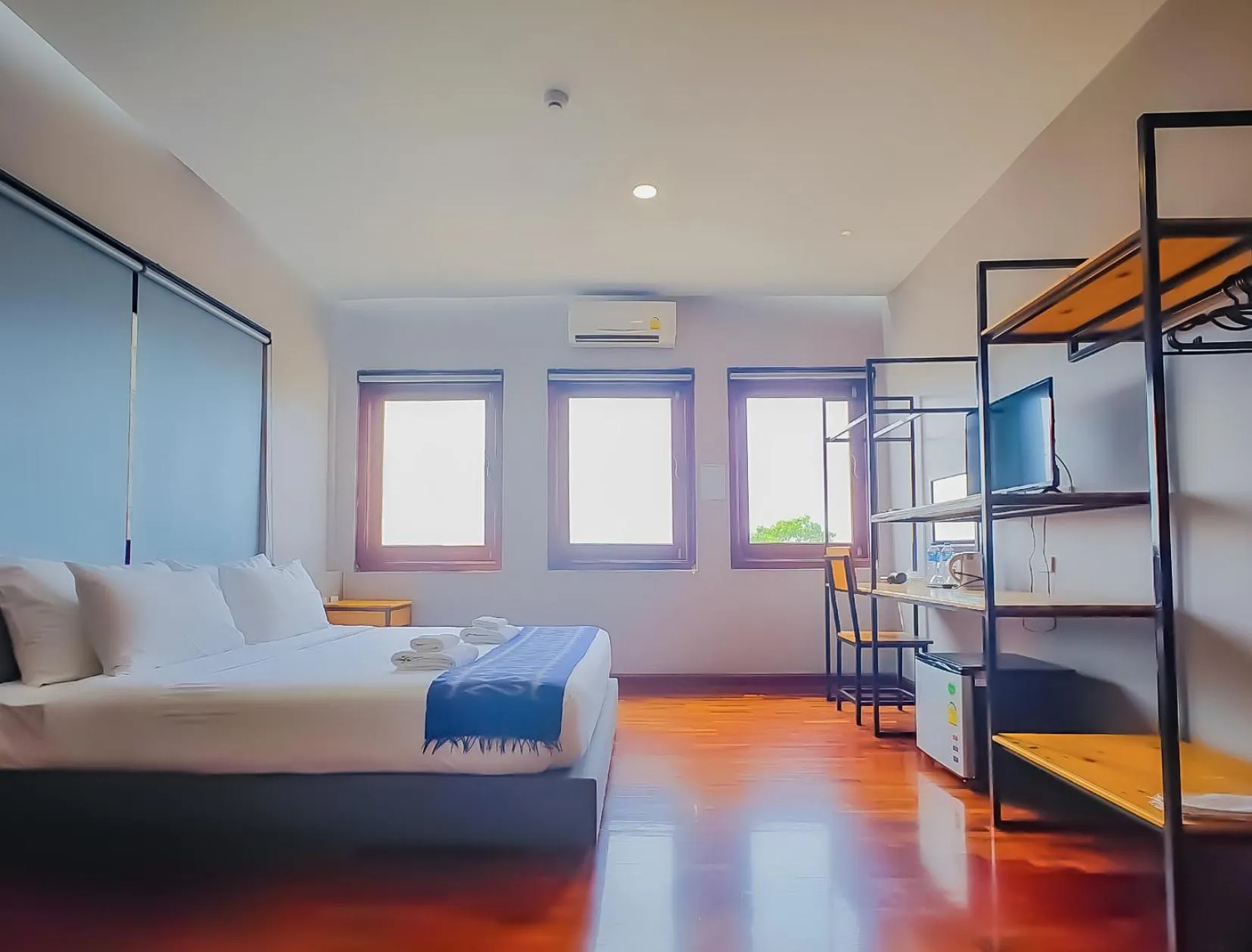 Bed in The Riva Vientiane Hotel