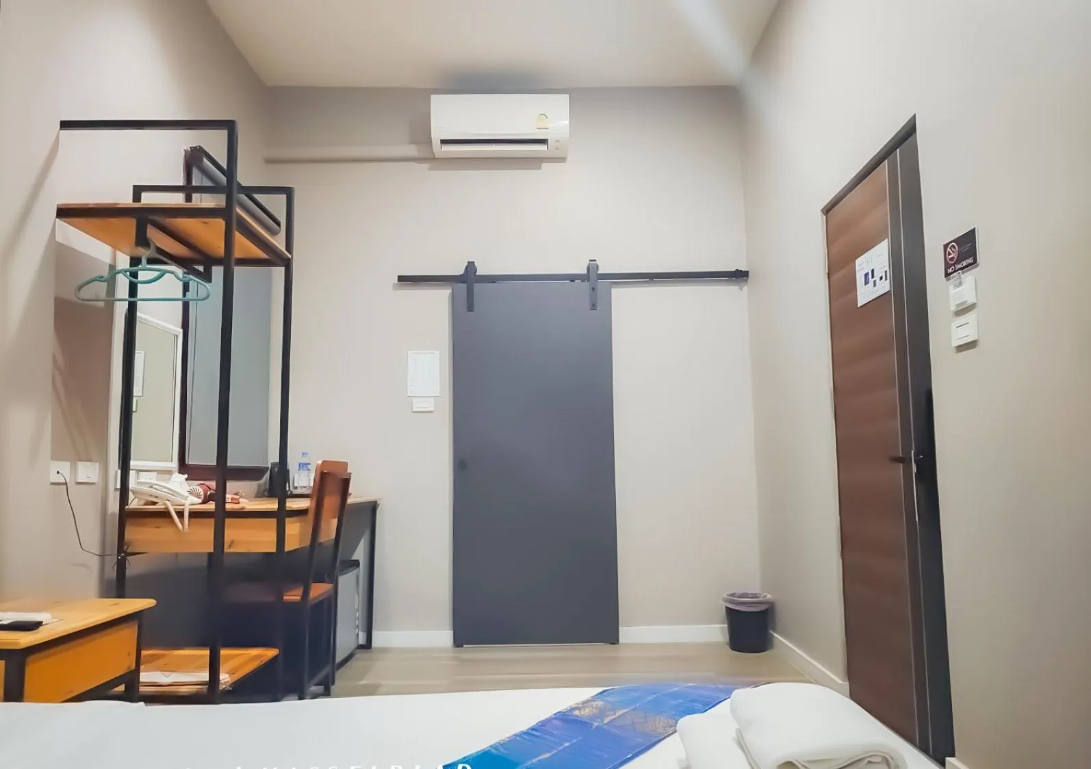 Bed in The Riva Vientiane Hotel