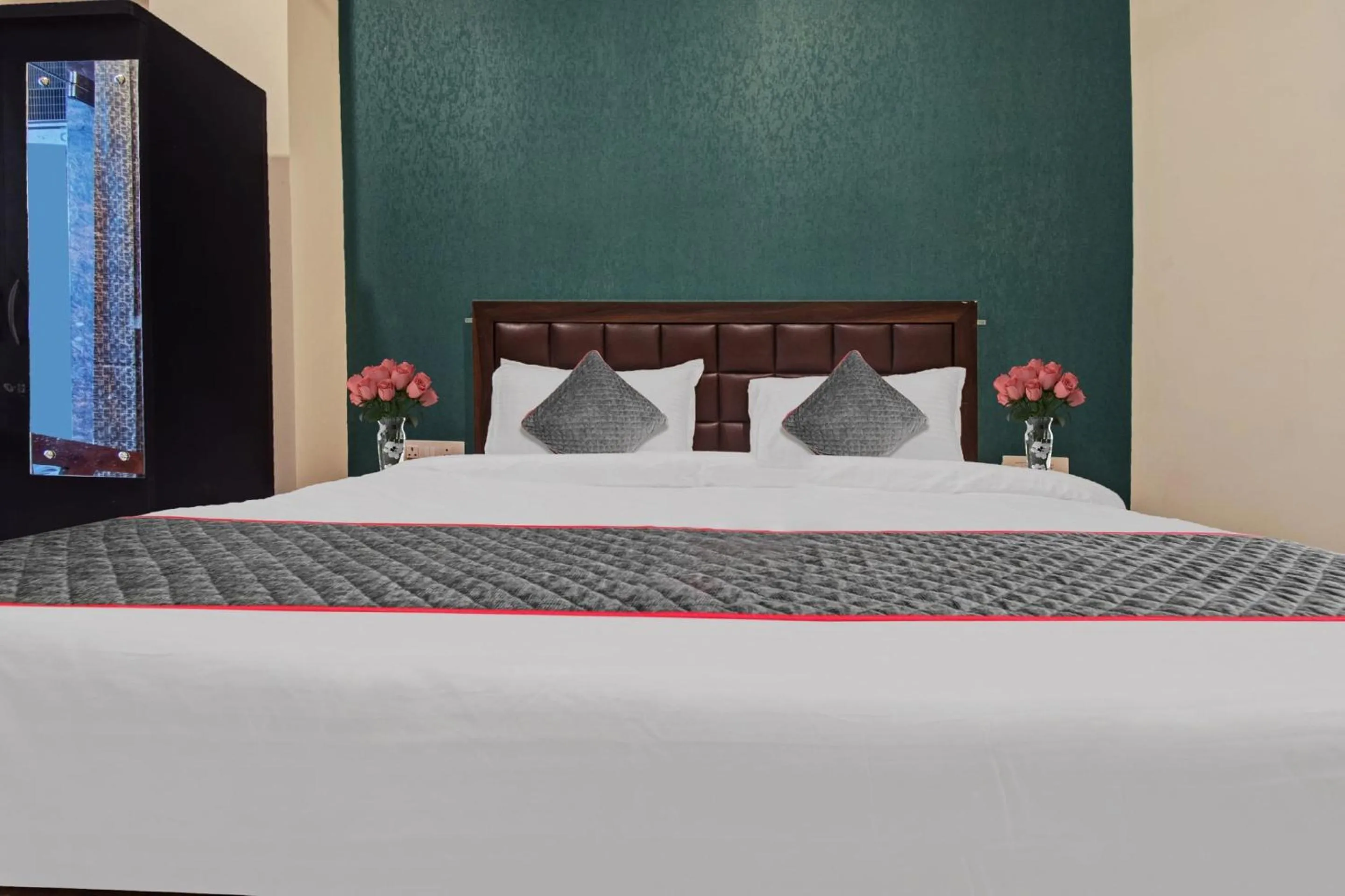 Bedroom, Bed in Collection O Aloft