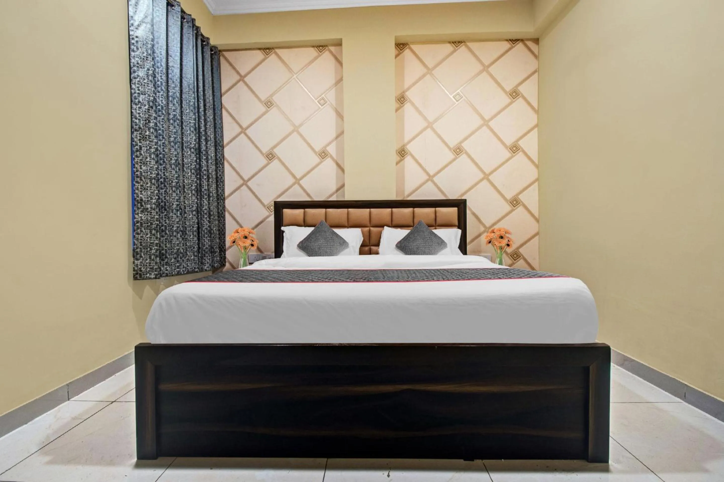 Bedroom, Bed in Collection O Aloft