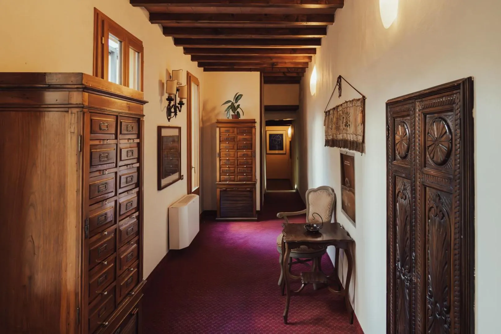 Decorative detail in II Guelfo Bianco