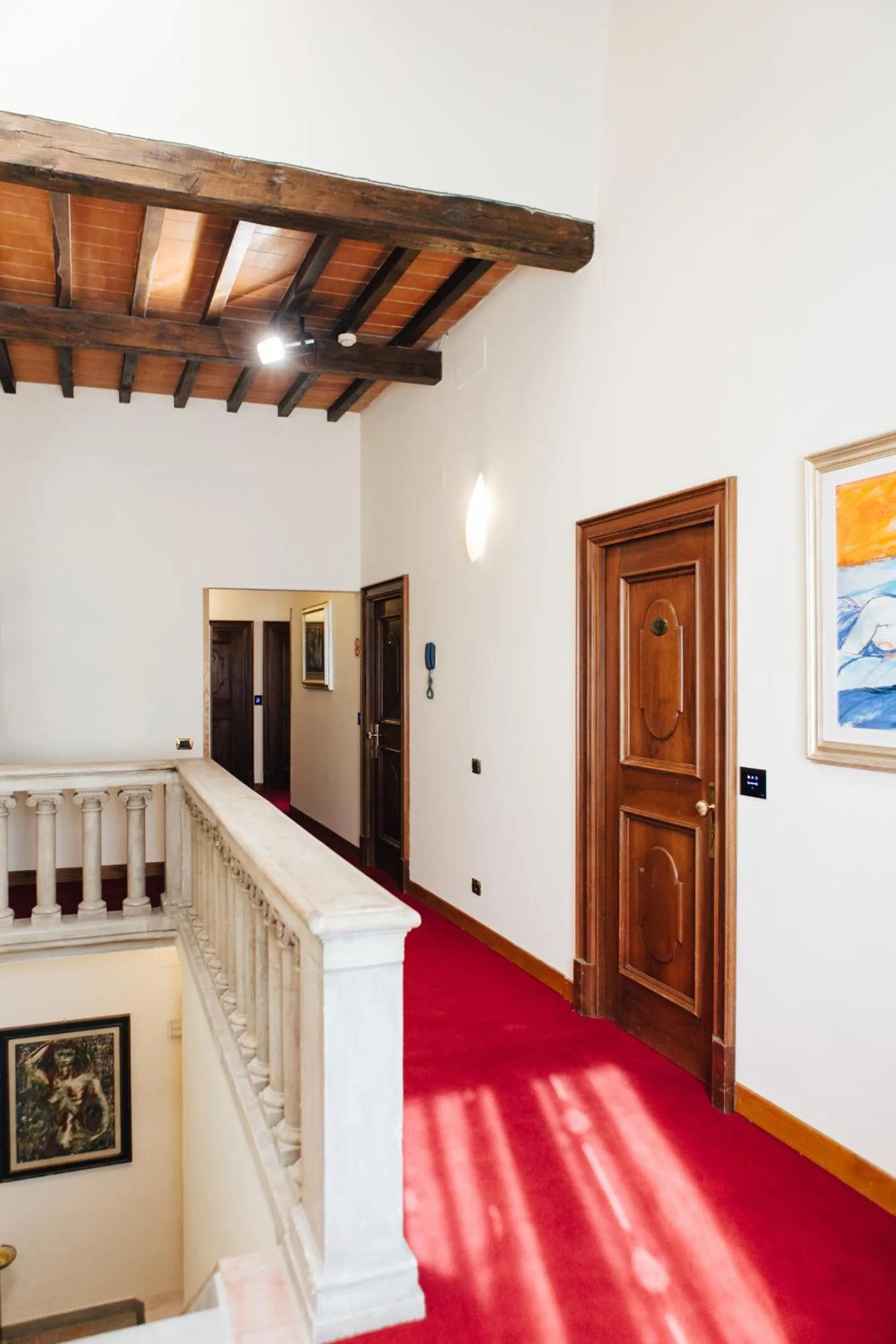 Decorative detail in II Guelfo Bianco