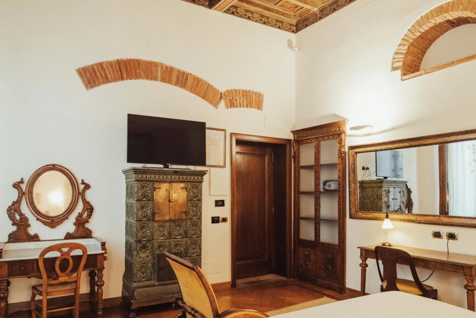 TV and multimedia in II Guelfo Bianco