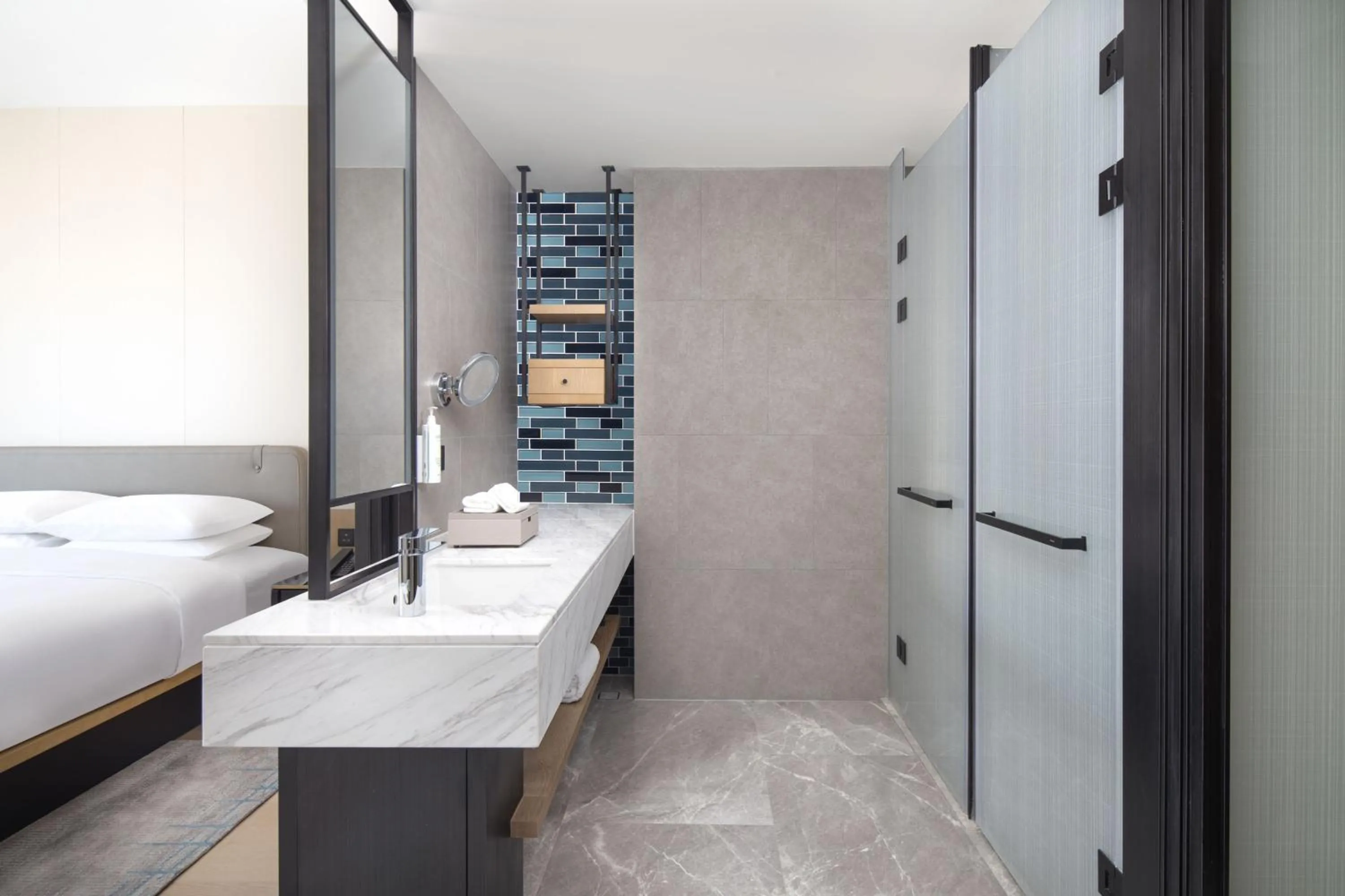 Bathroom, Bed in Fairfield by Marriott Huai'an Downtown