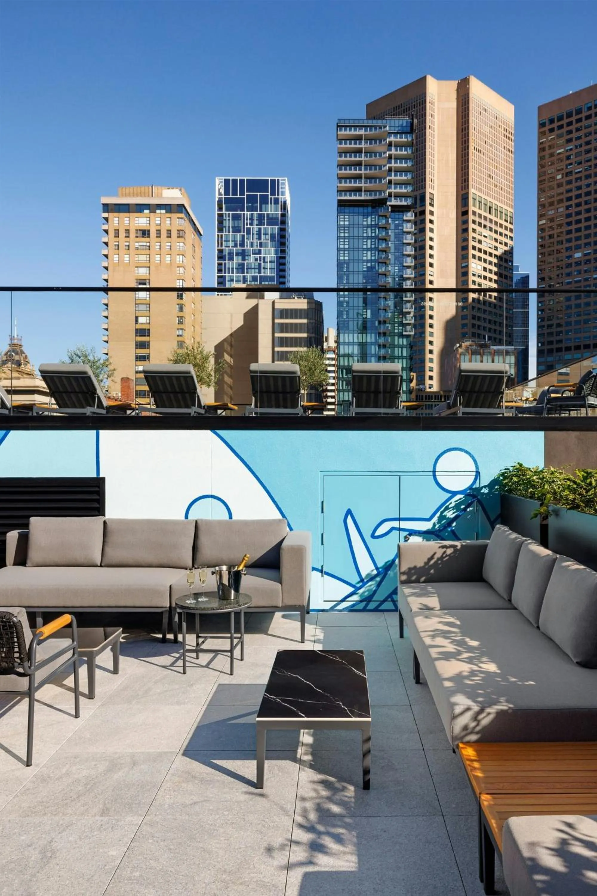 Swimming pool in Le Meridien Melbourne