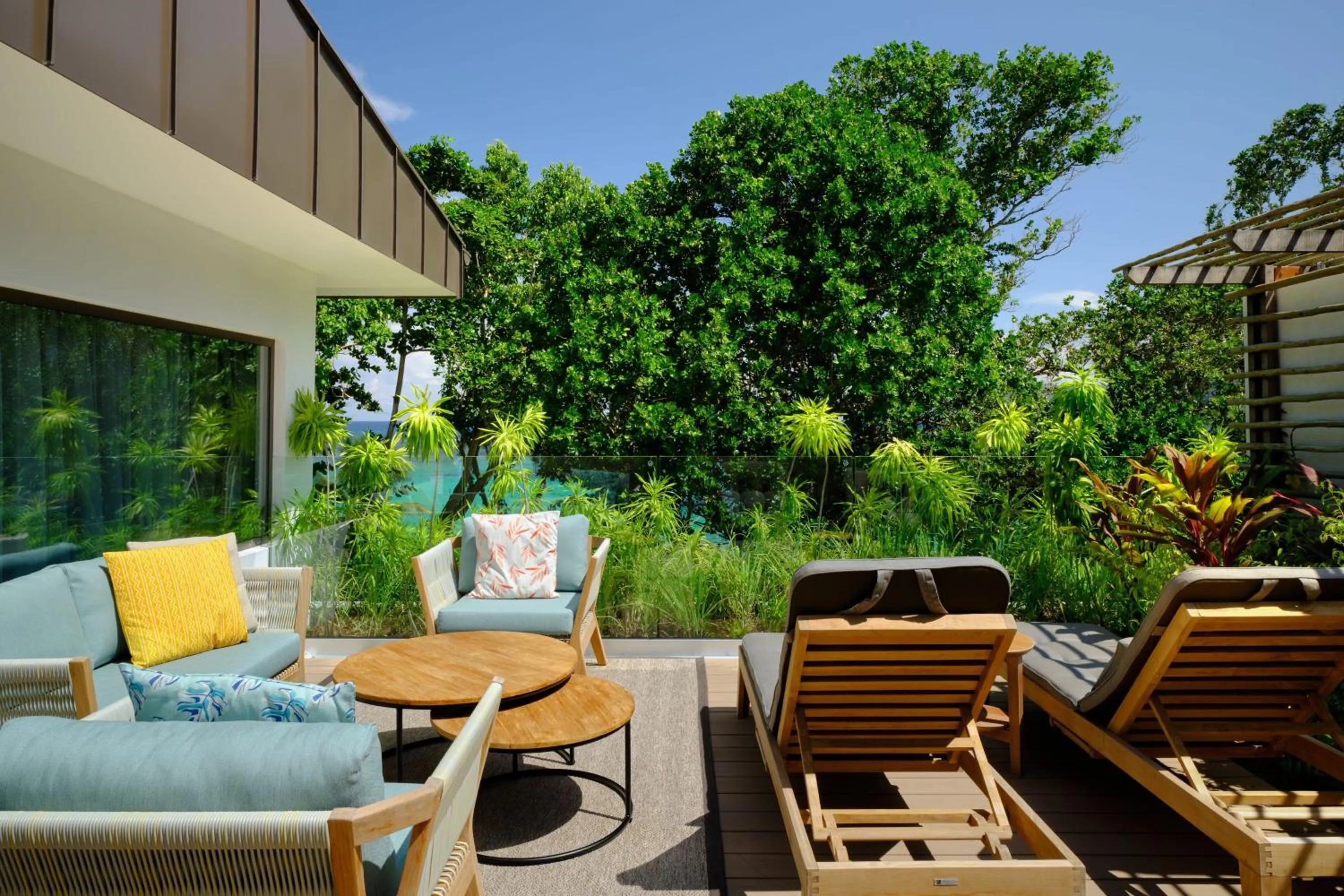 Photo of the whole room in laïla, Seychelles, a Tribute Portfolio Resort