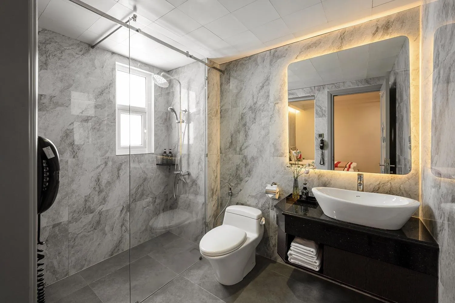 Shower in Acnos Hotel