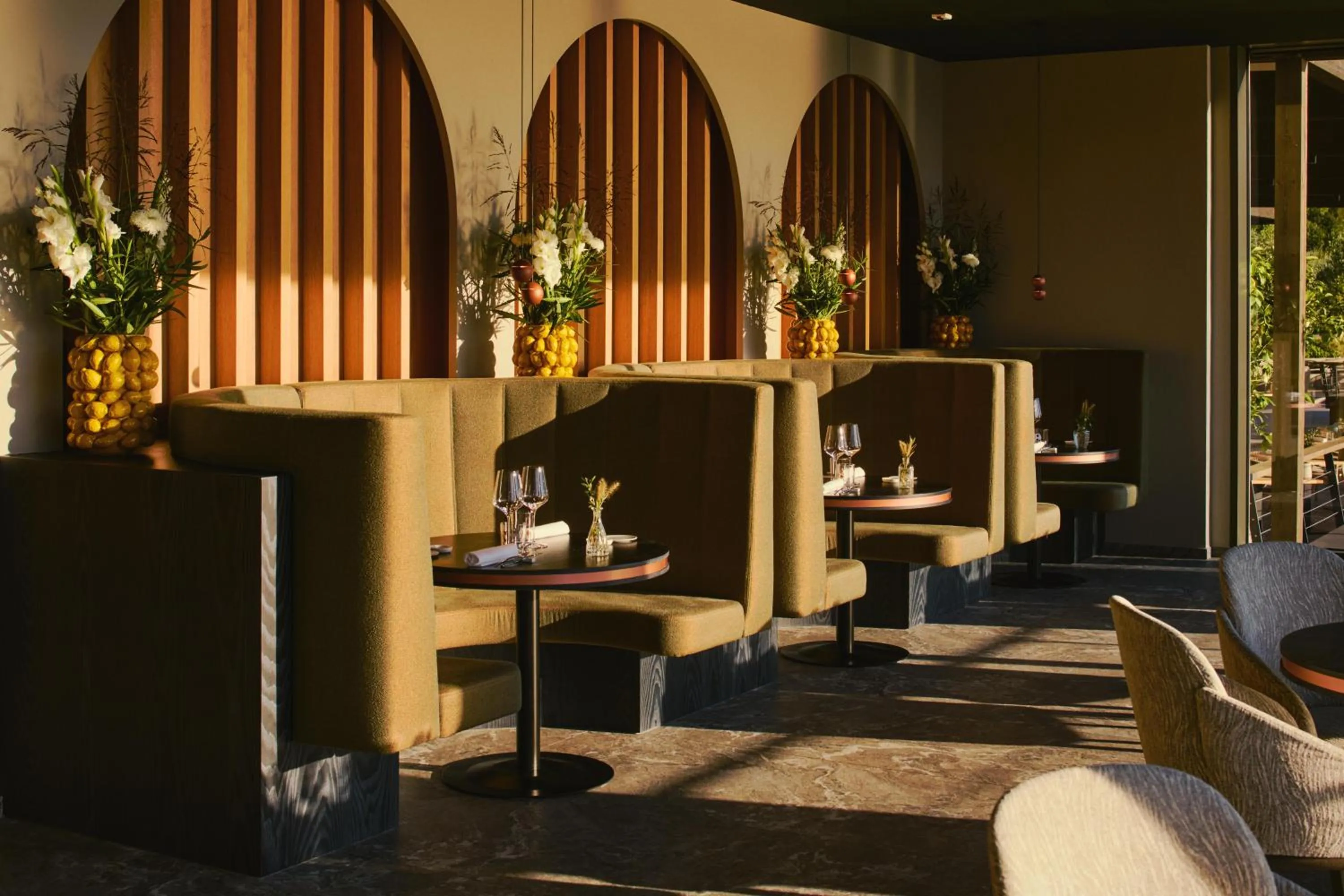 Restaurant/places to eat in Cape of Senses