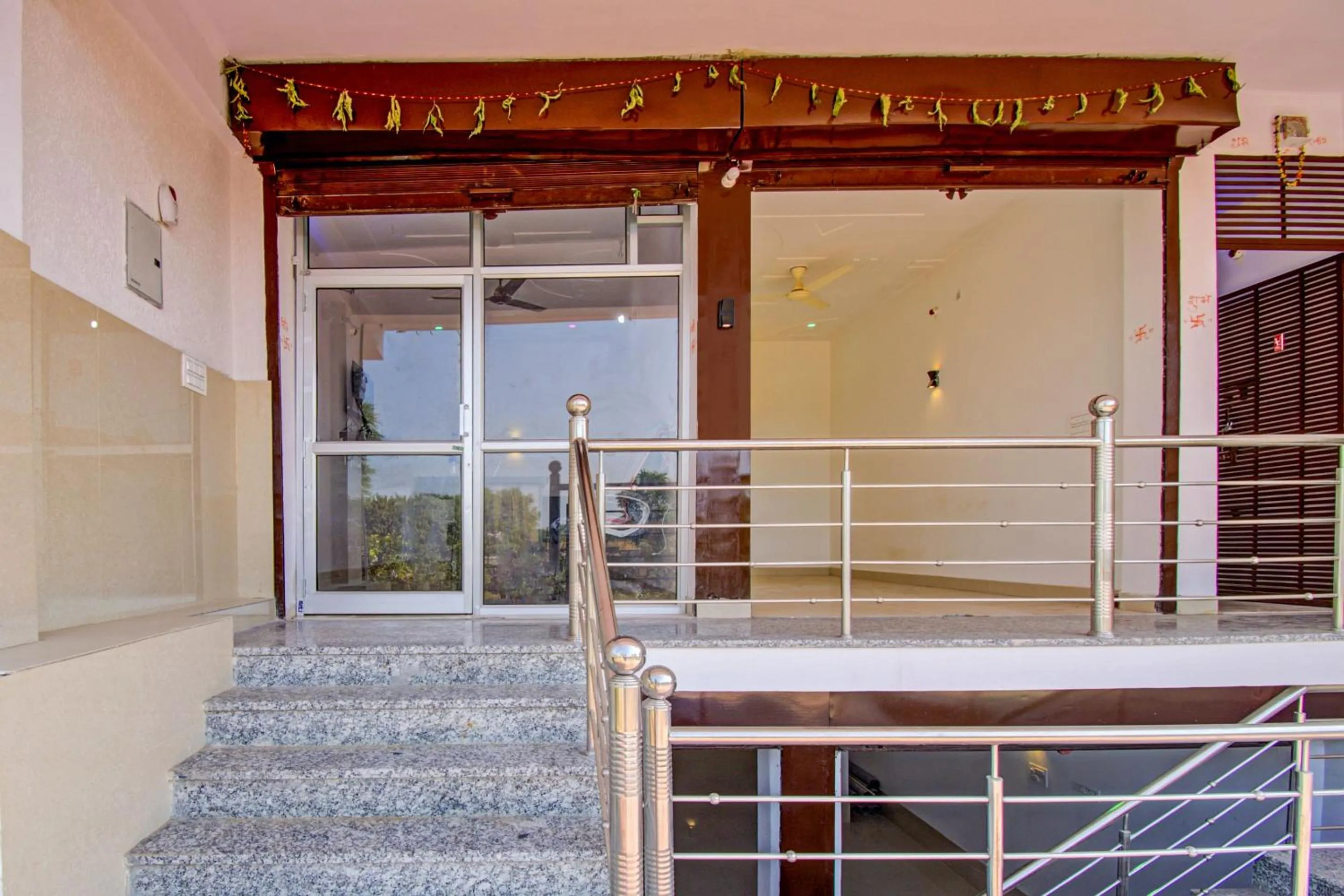 Facade/entrance in Hotel O Star Rest Hotel