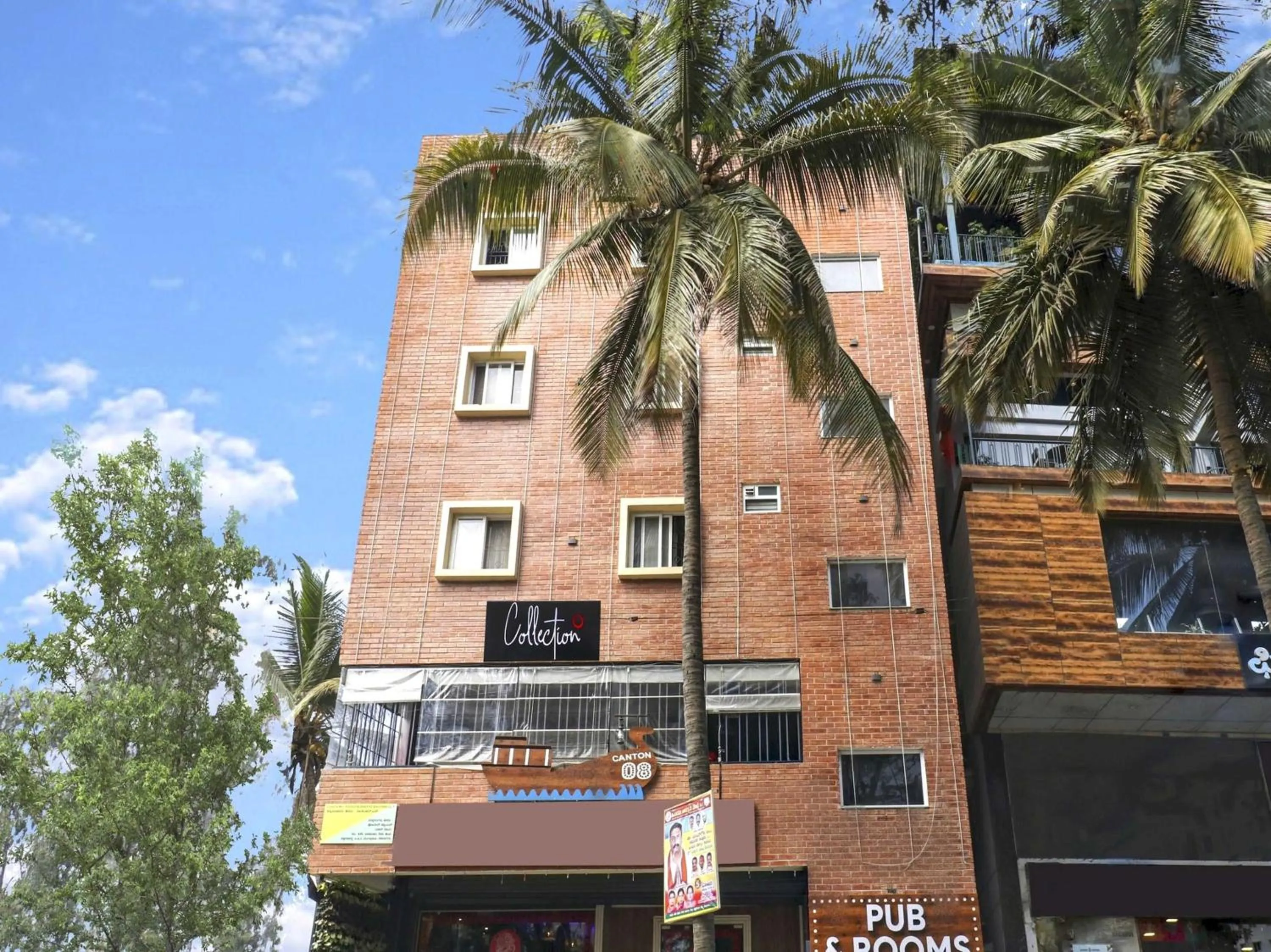 Facade/entrance in Hotel O Canton Hotel