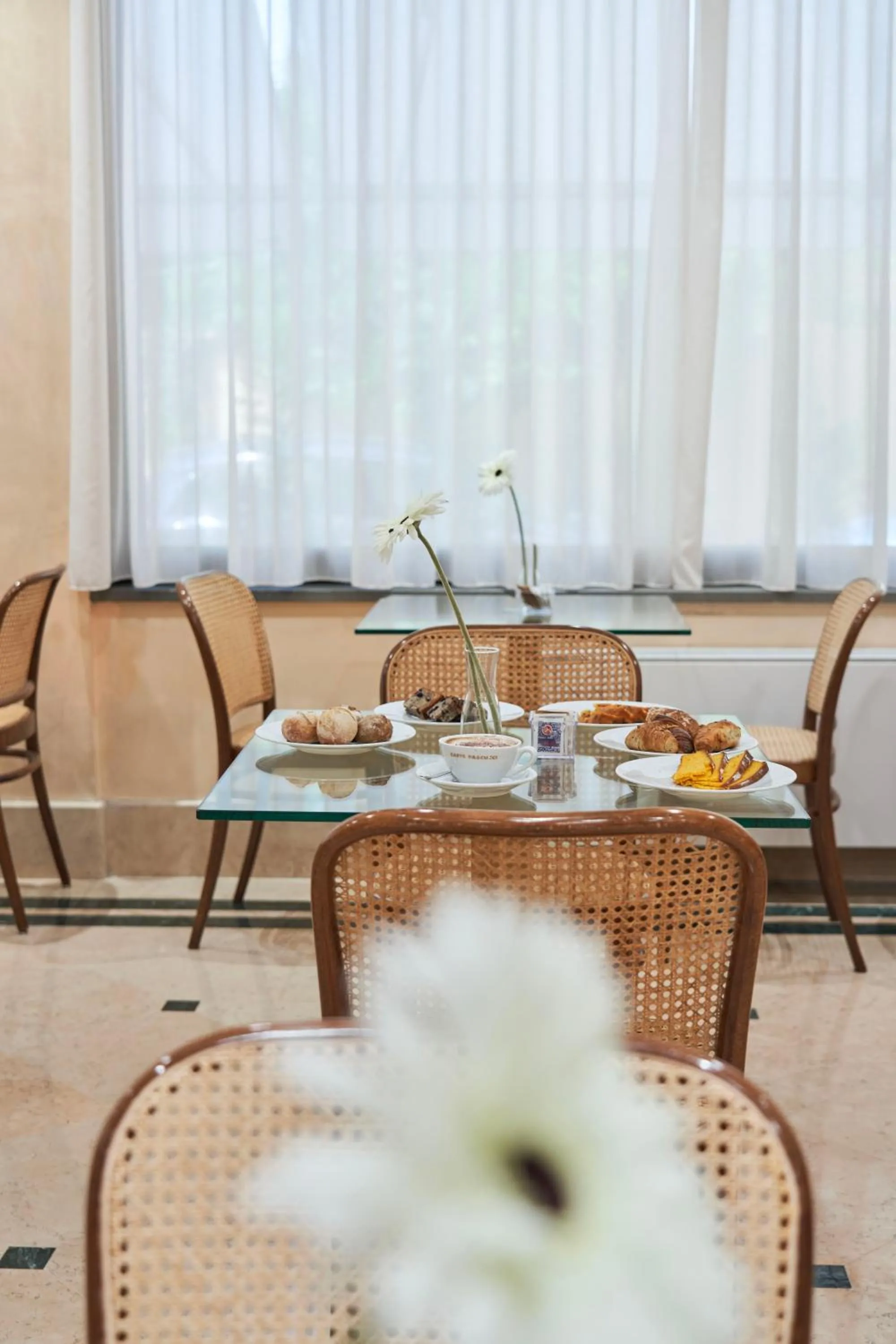 Food and drinks in Hotel Cyrano