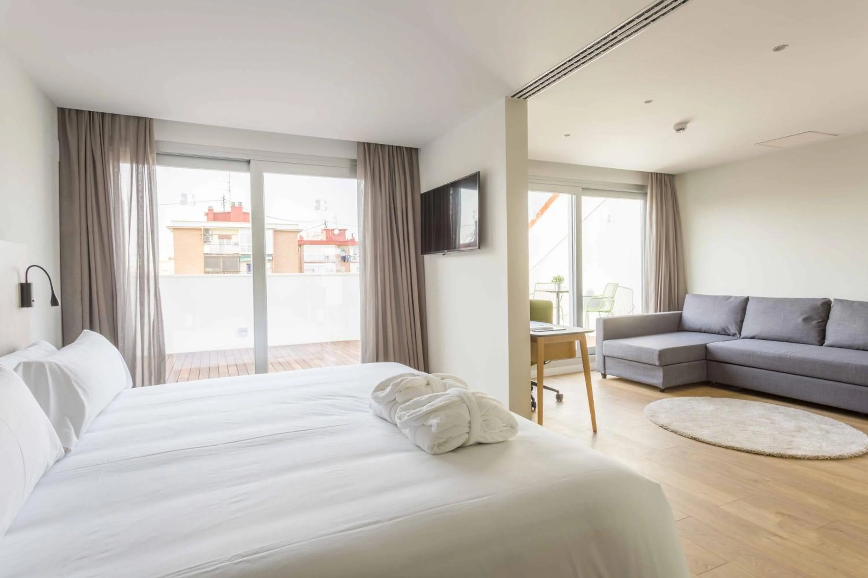 TV and multimedia, Bed in ARTIEM Madrid