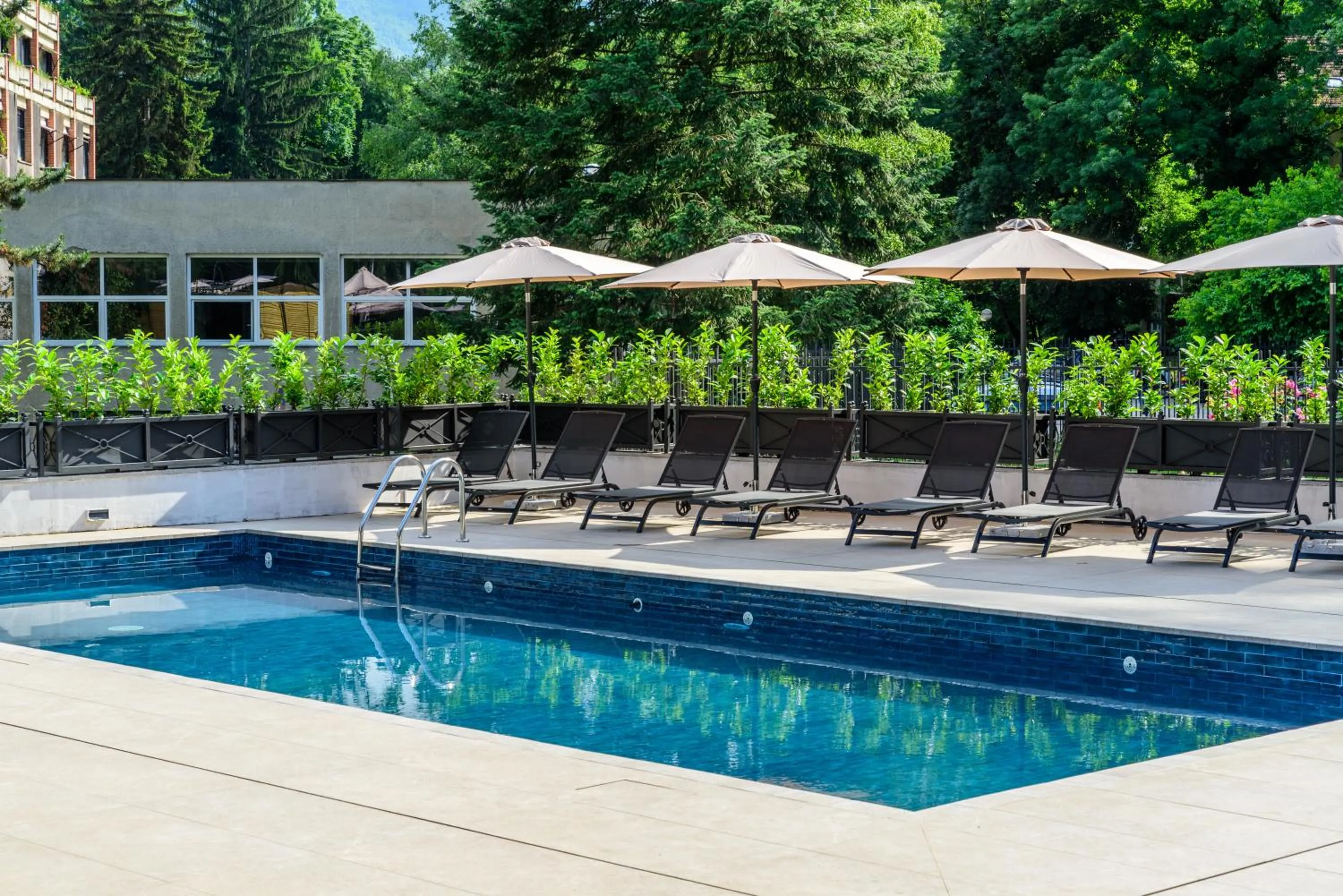 Patio in Emilia Lux Rooms