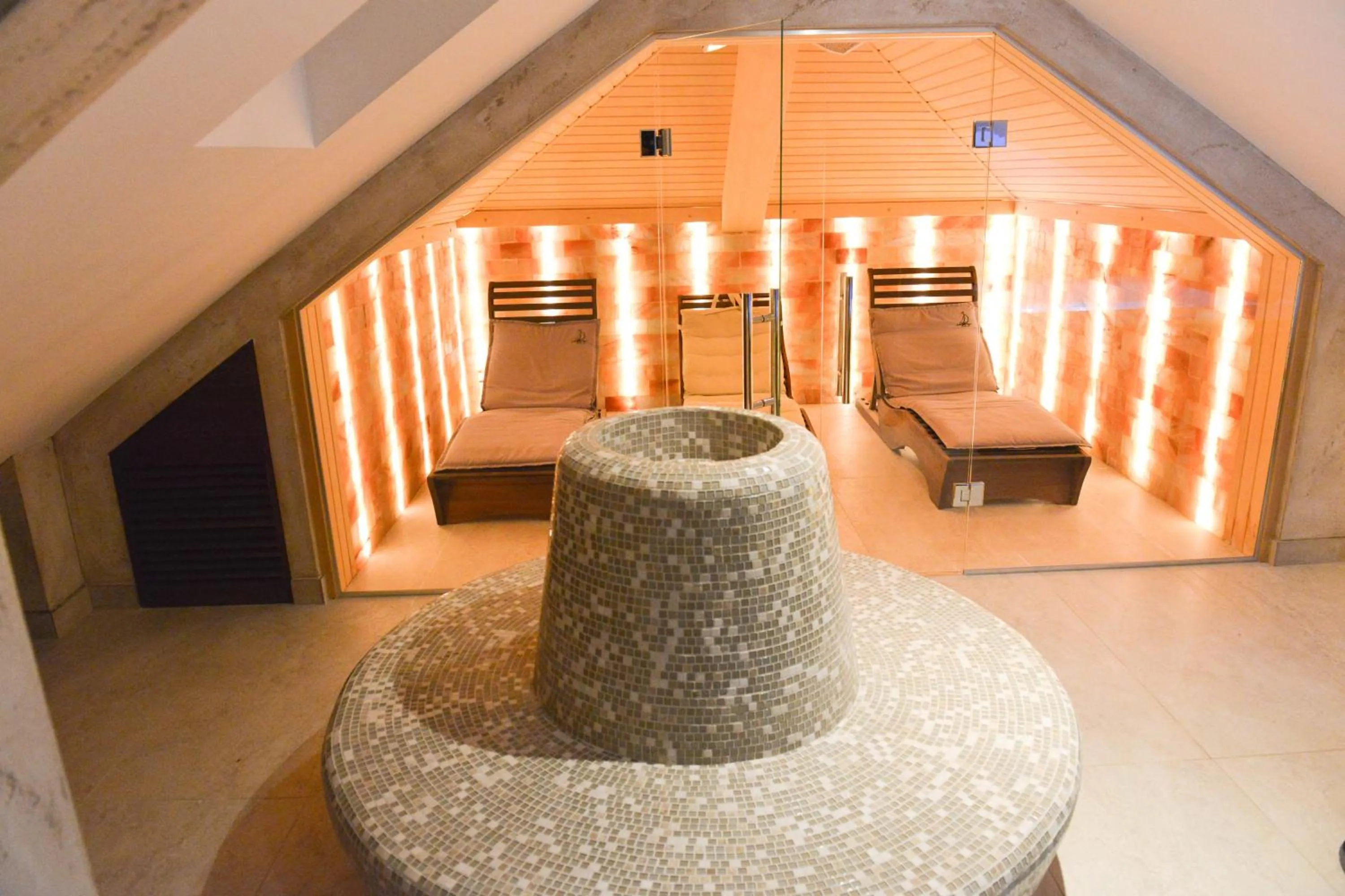 Spa and wellness centre/facilities in Emilia Lux Rooms