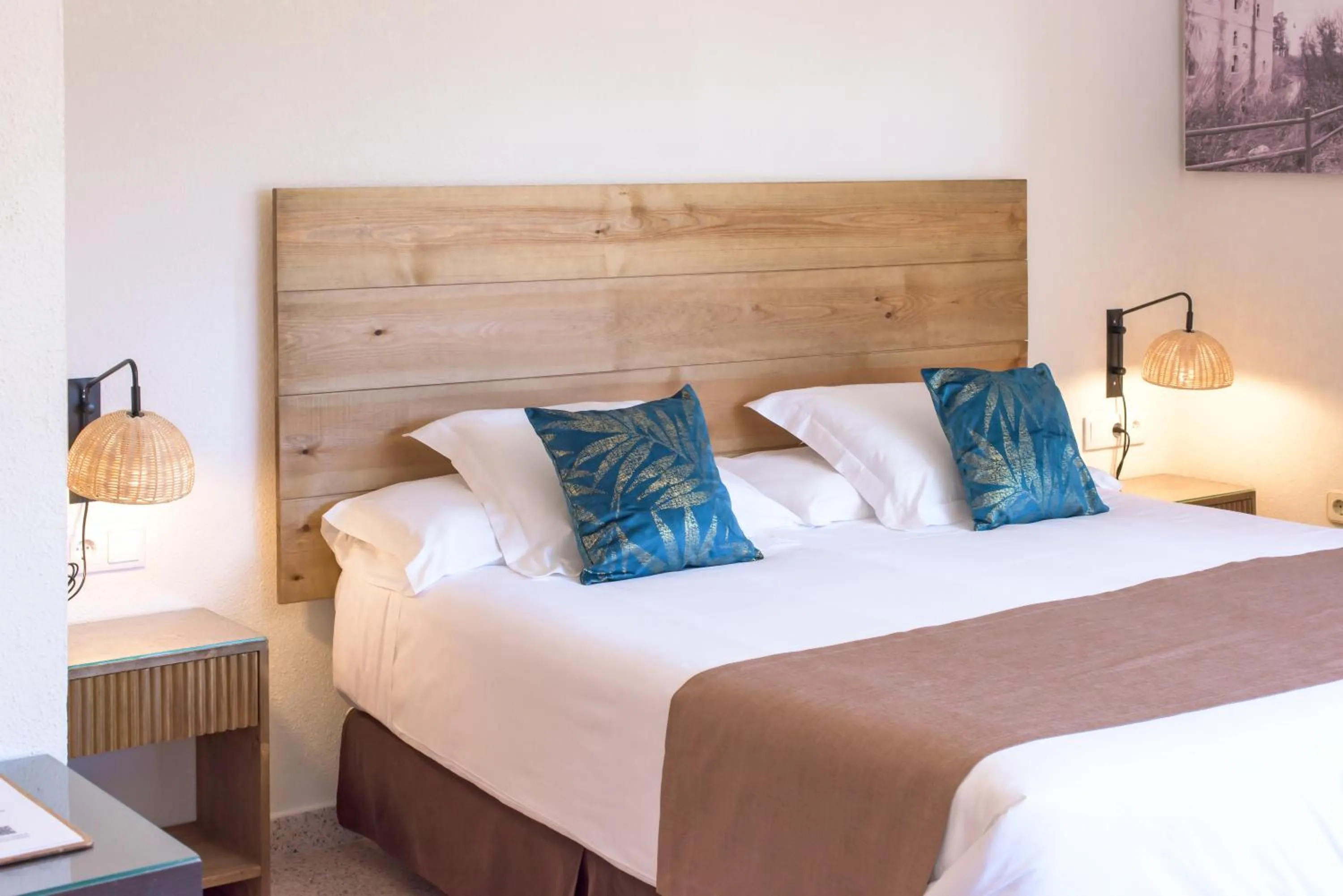 Bed in Hotel Eden Mar