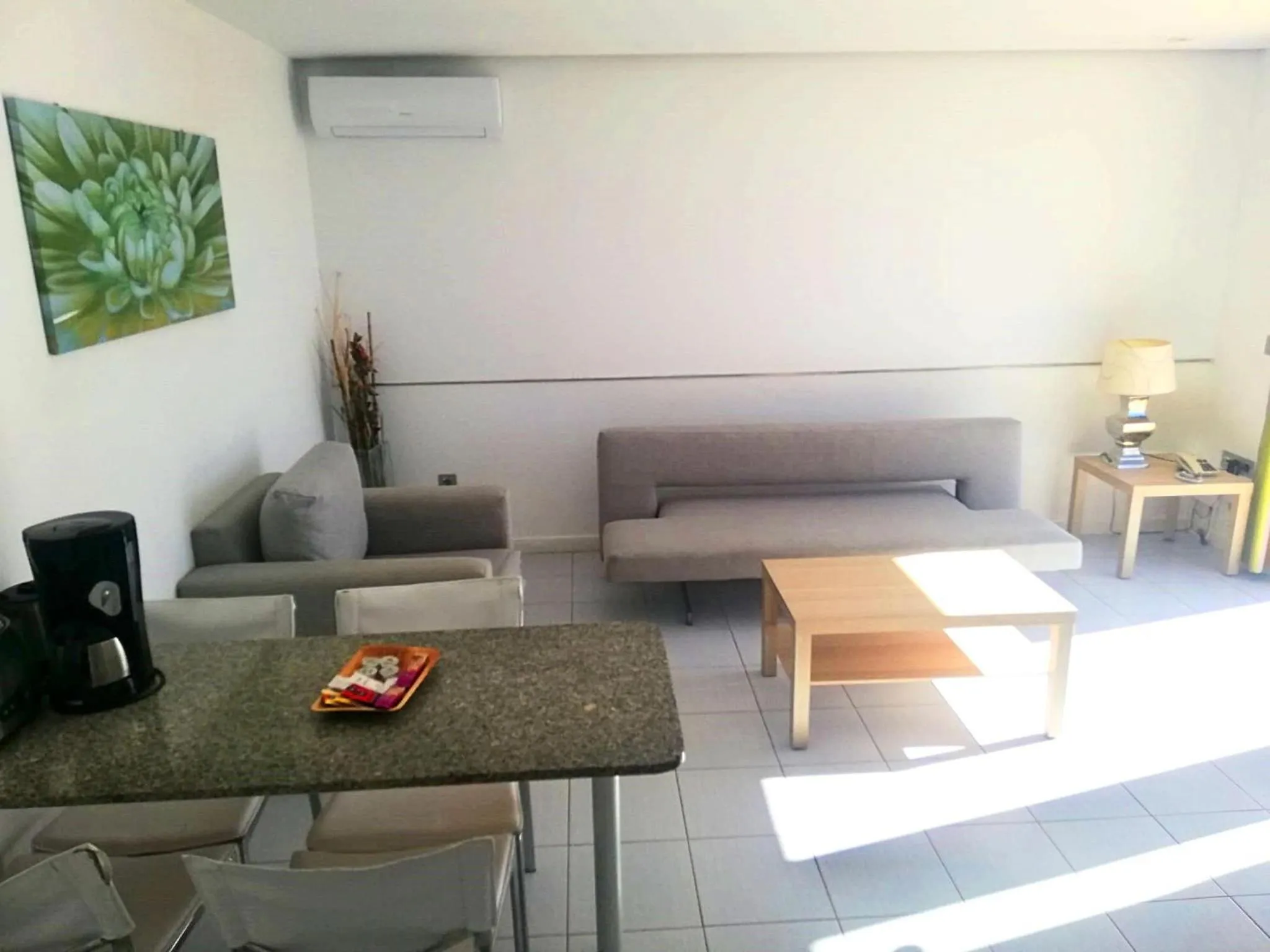 Photo of the whole room in Servatur Riosol