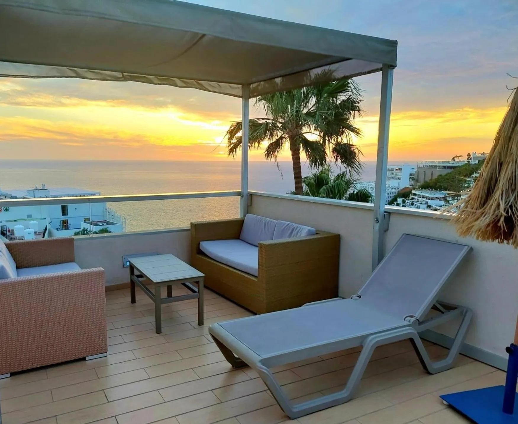 Photo of the whole room in Servatur Riosol