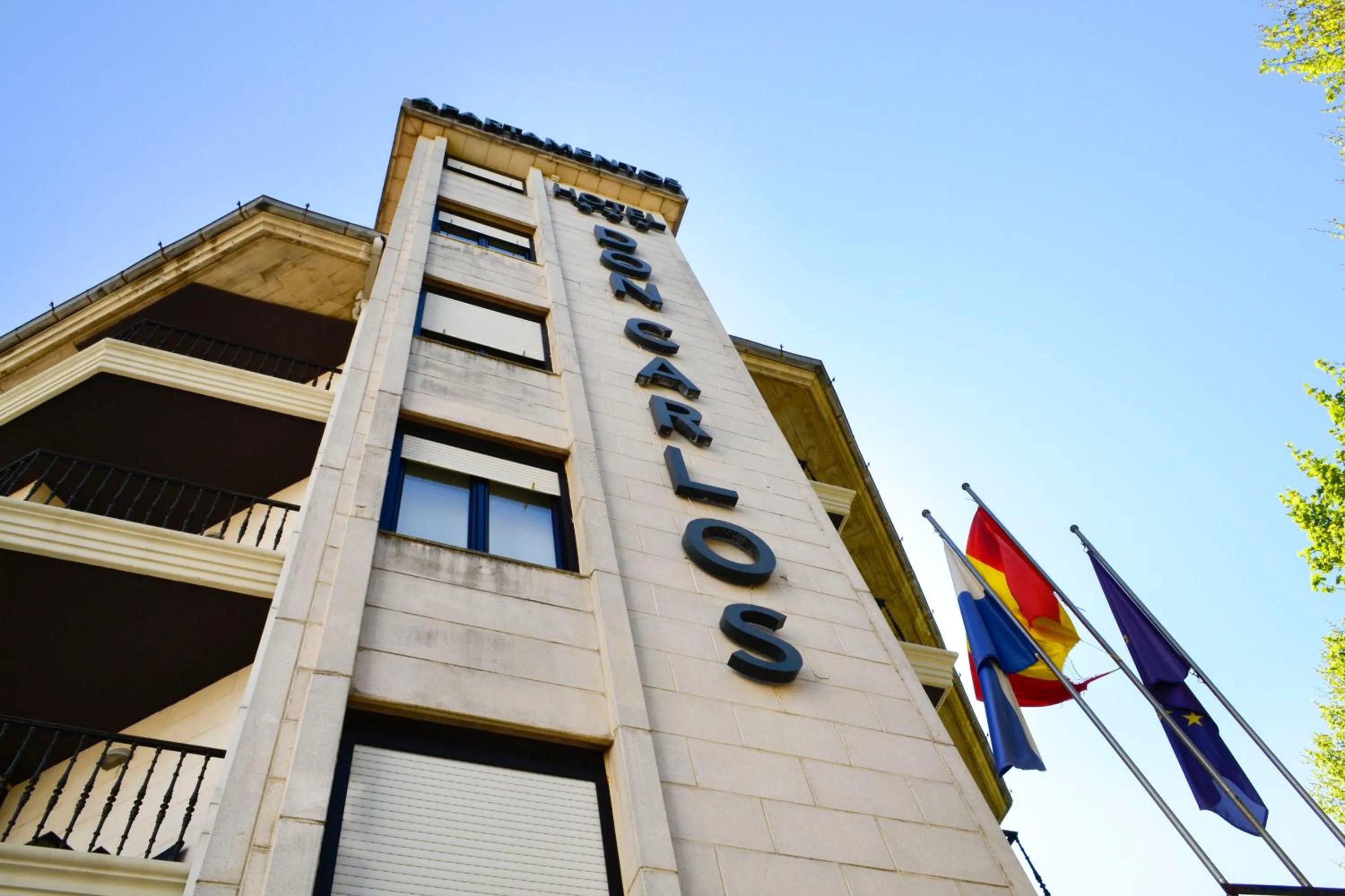 Property building in Alda Don Carlos