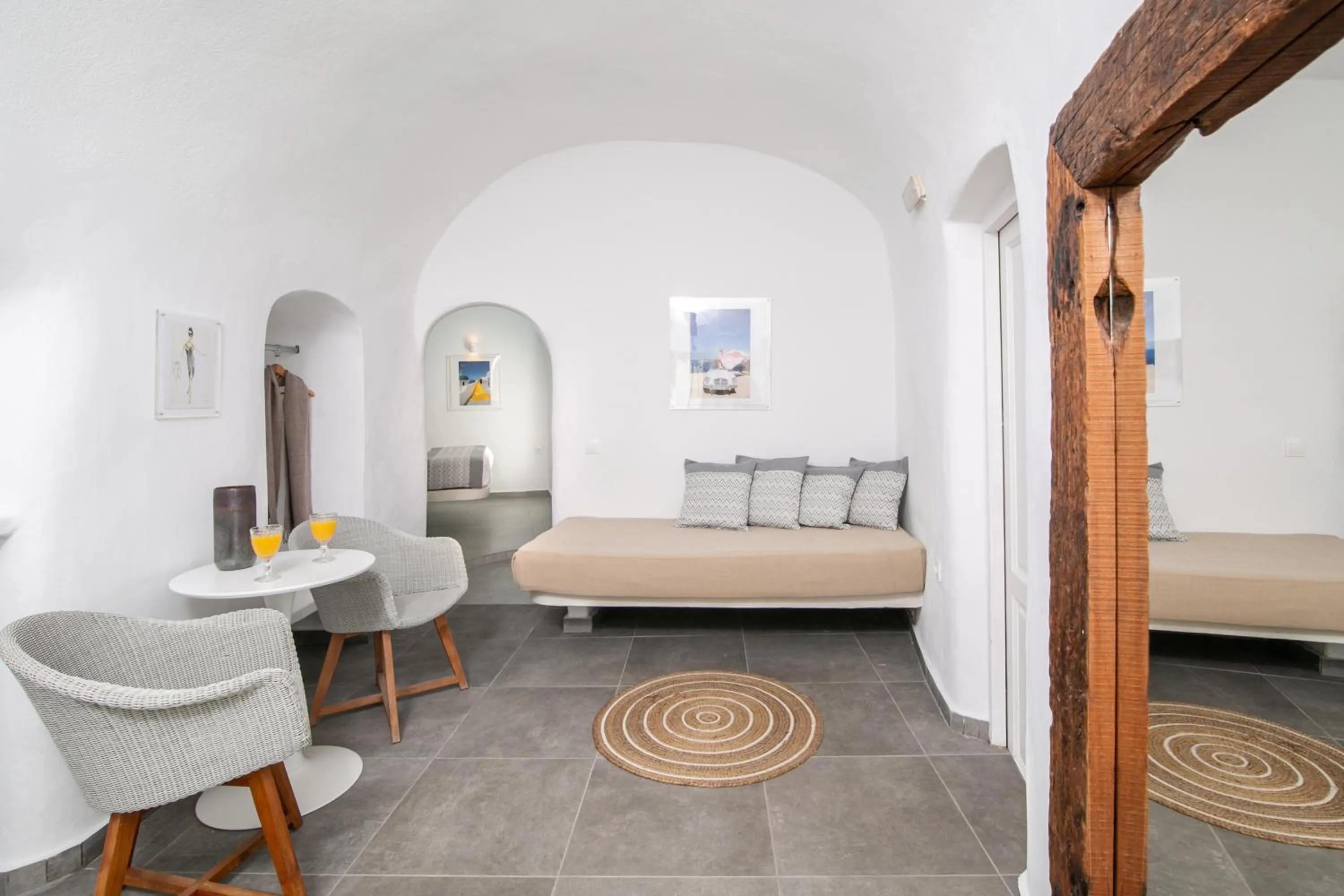 Seating area, Bed in Vogue Suites