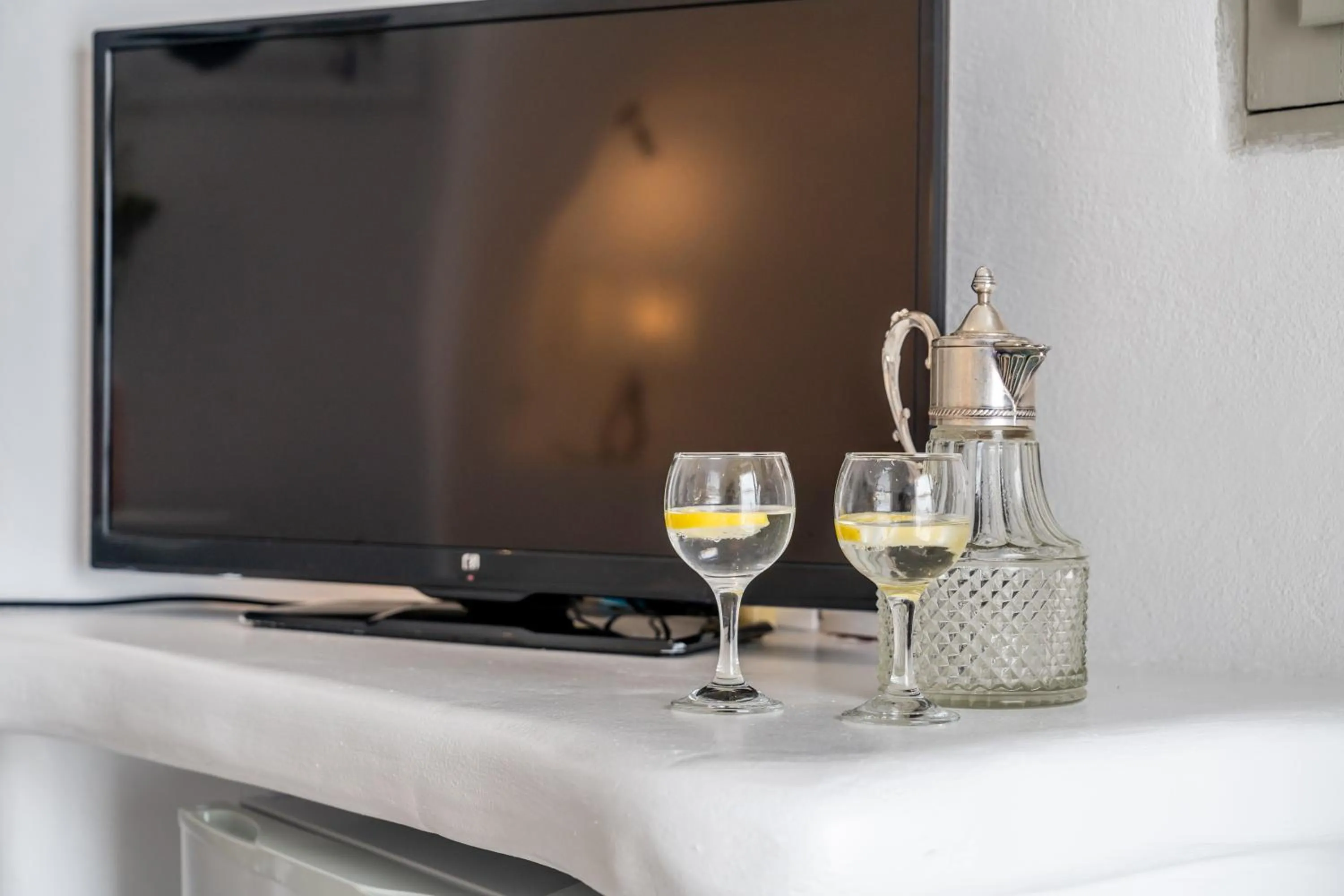 TV and multimedia in Vogue Suites