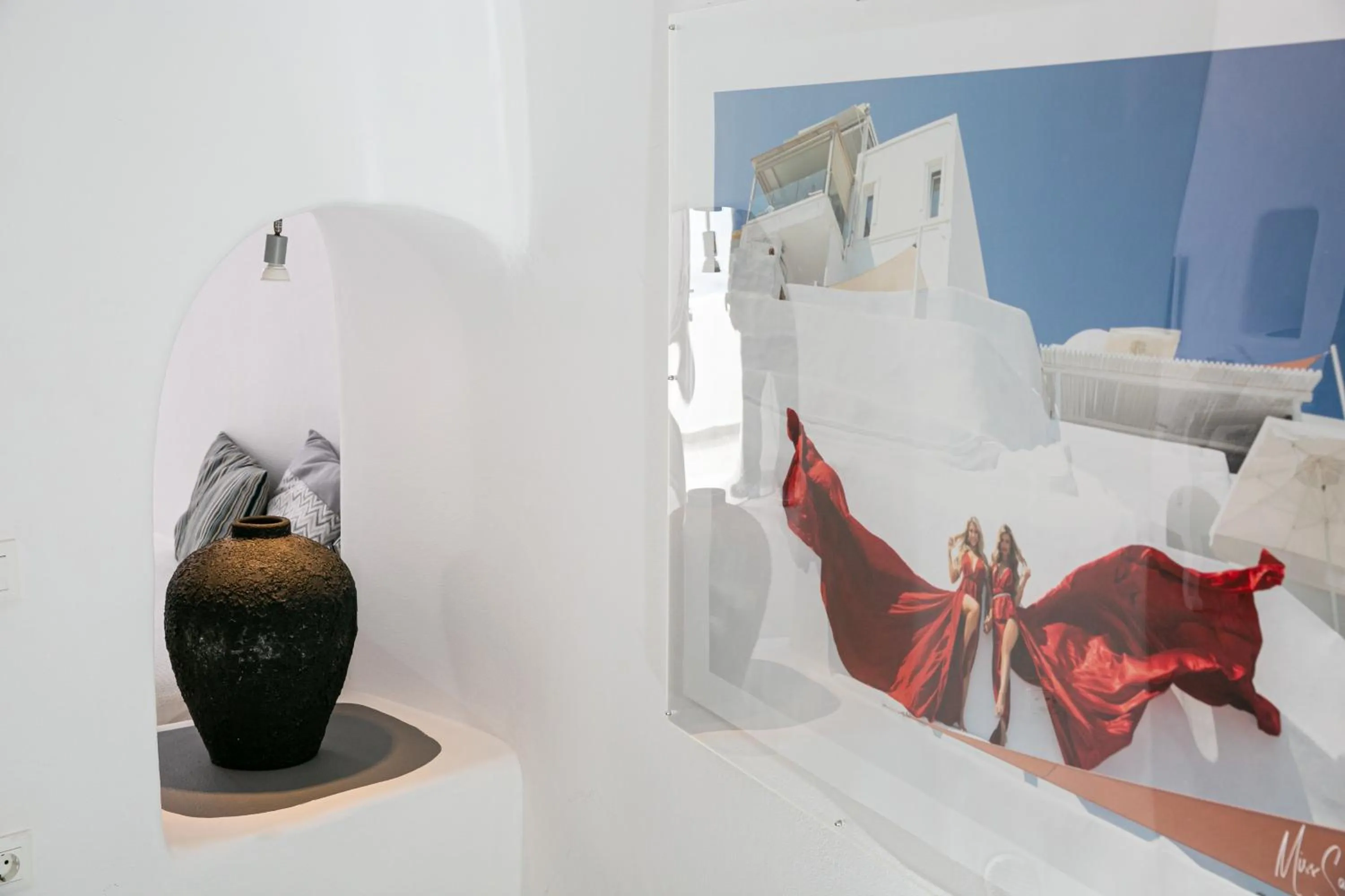 Decorative detail in Vogue Suites