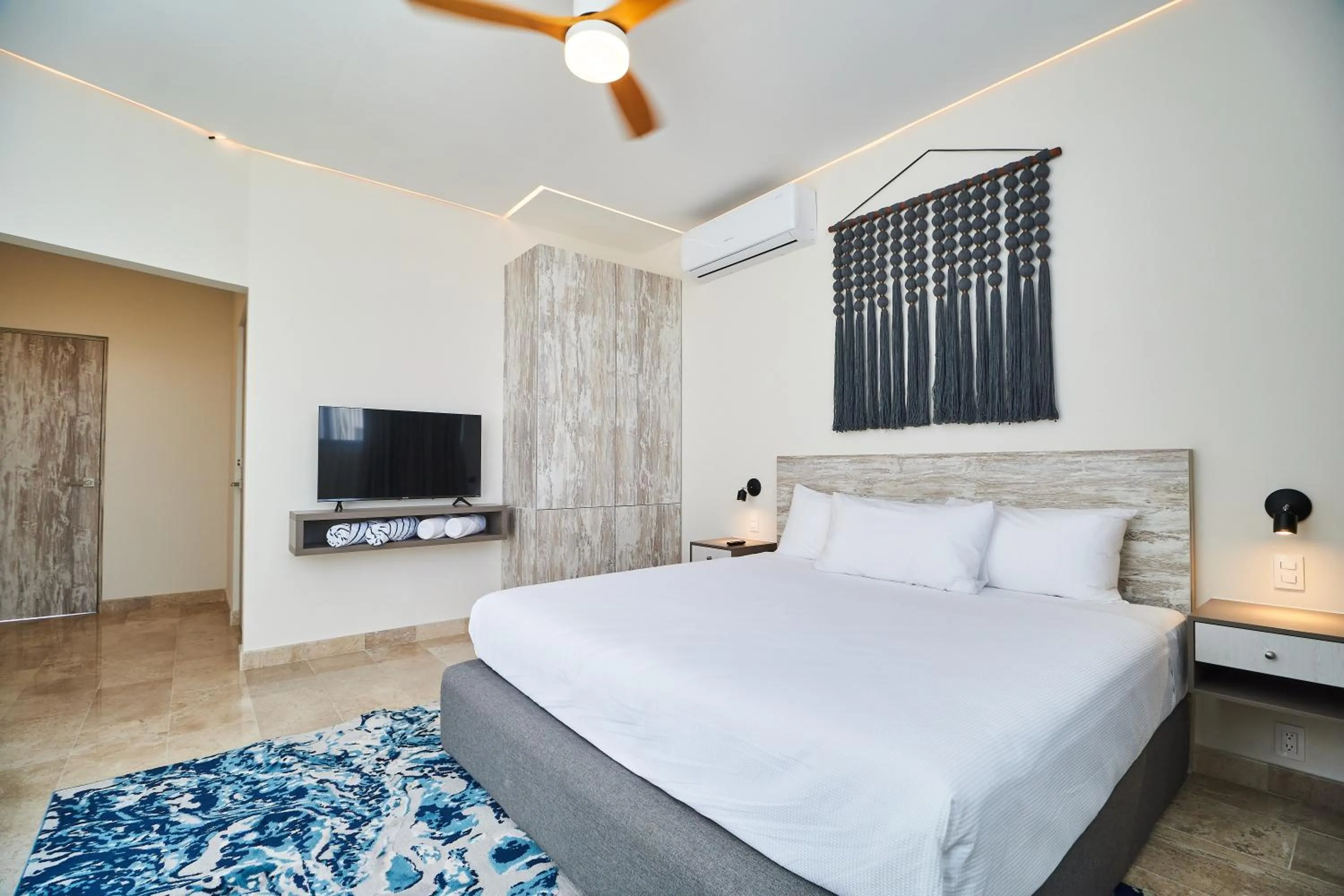 Bed in Best Penthouse with Private Pool in Aldea Zama