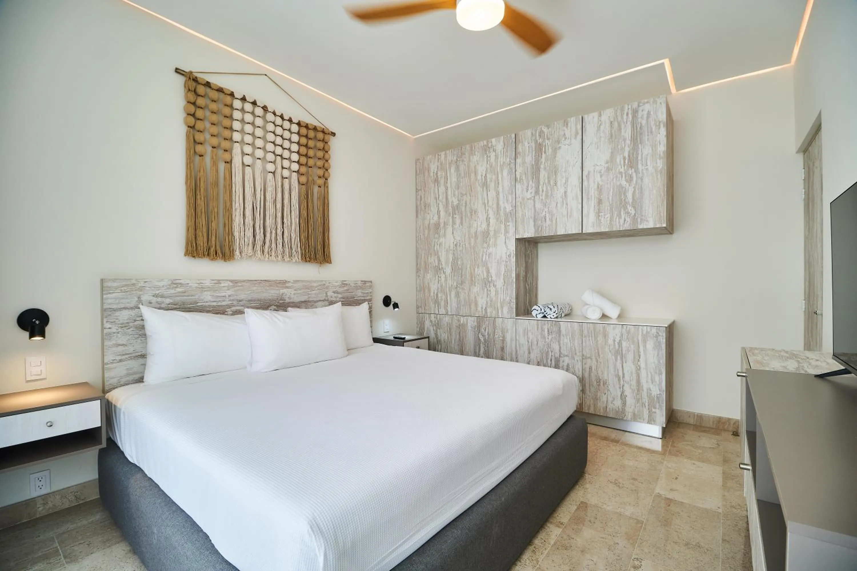 Bed in Best Penthouse with Private Pool in Aldea Zama