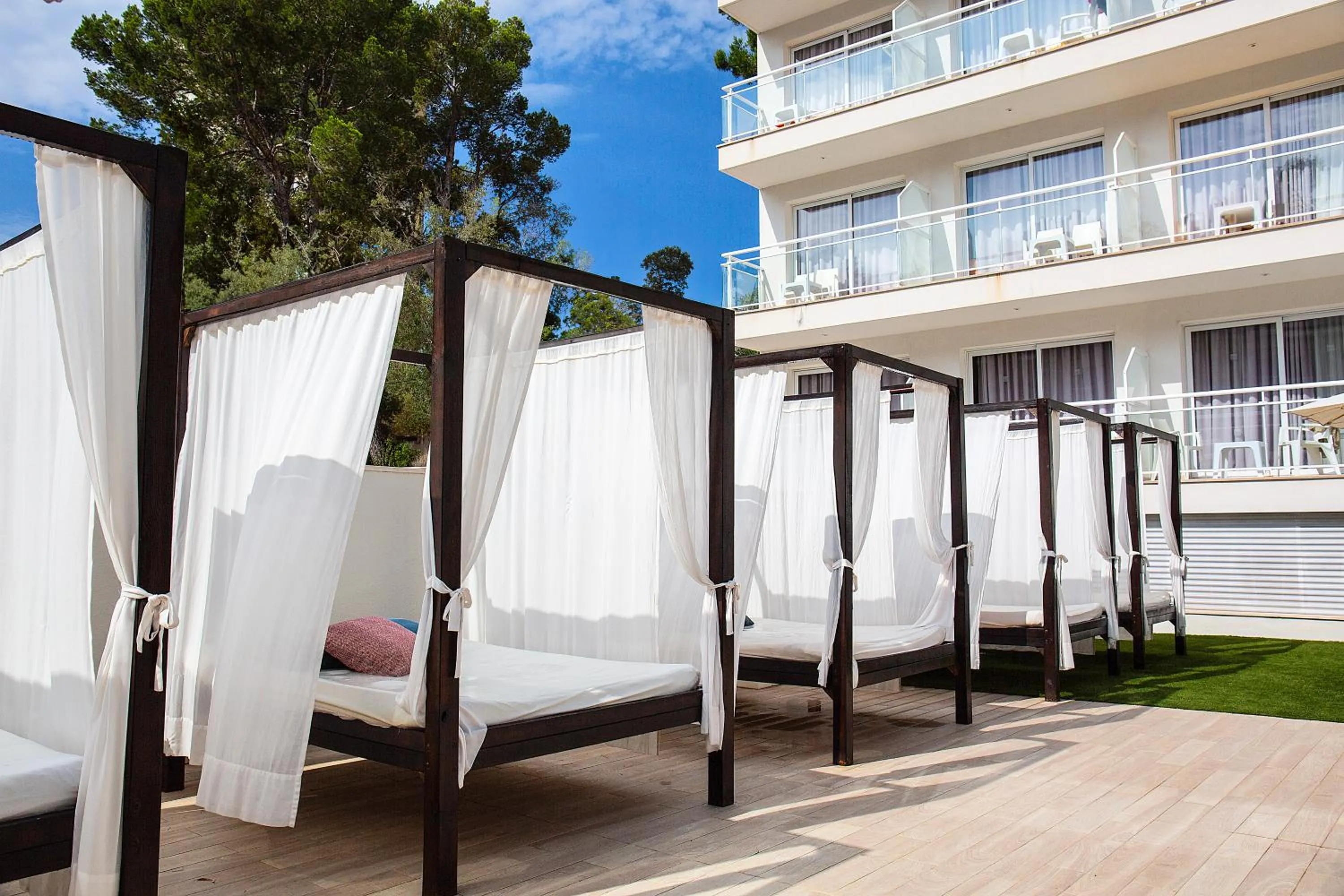 BQ Bulevar Peguera- Adults Only