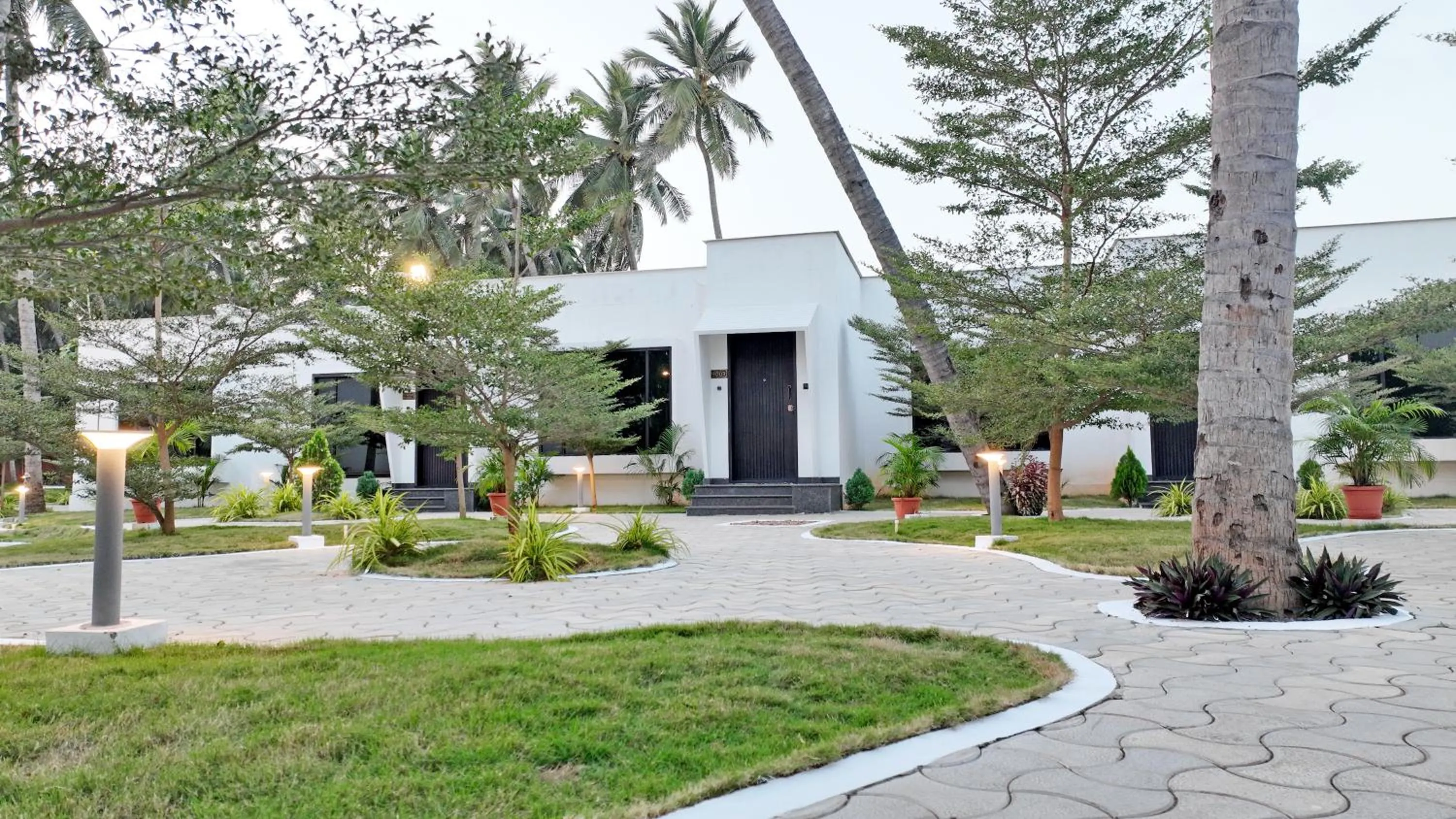 Garden in The Saravi Resort