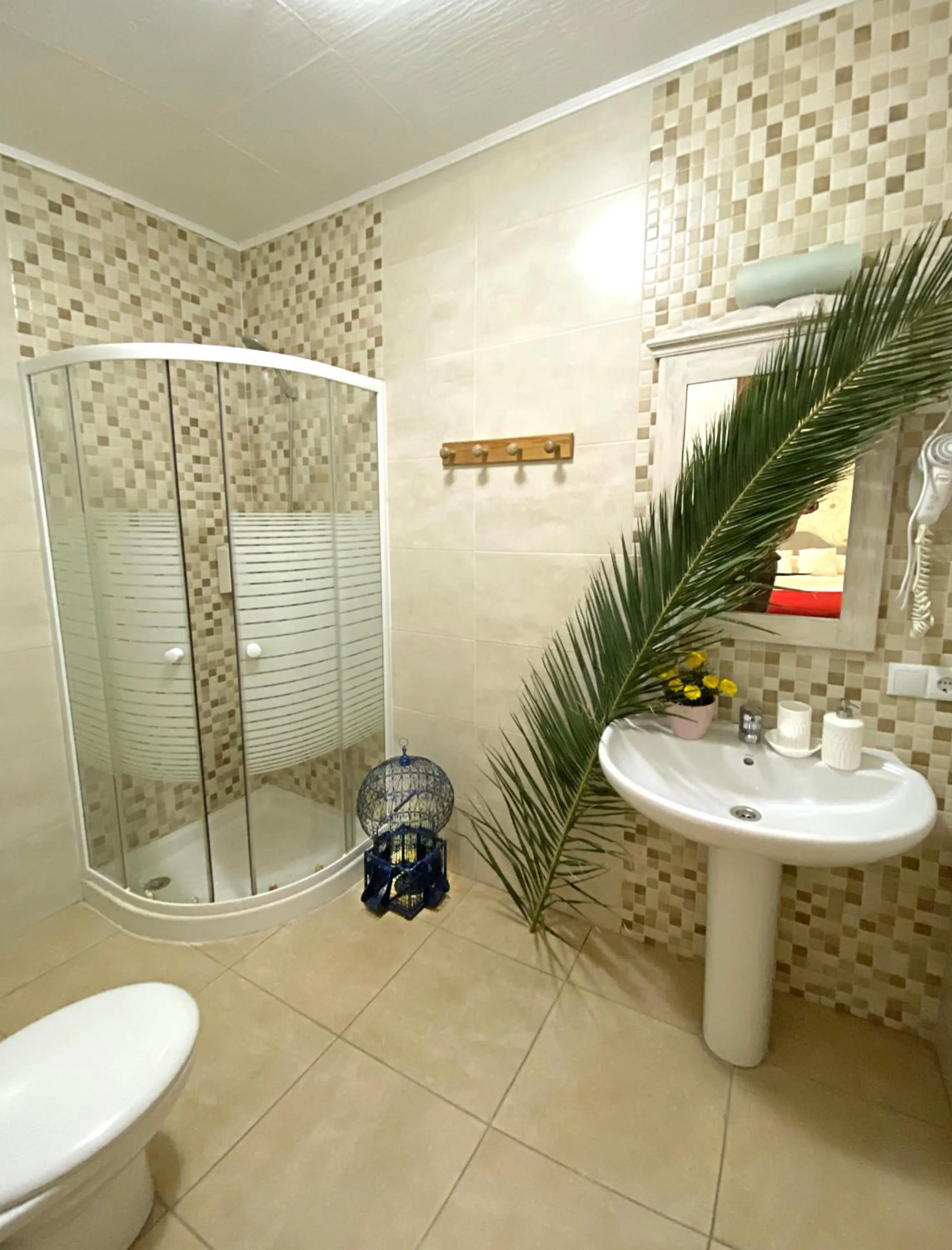 Bathroom in Hostal Azahara