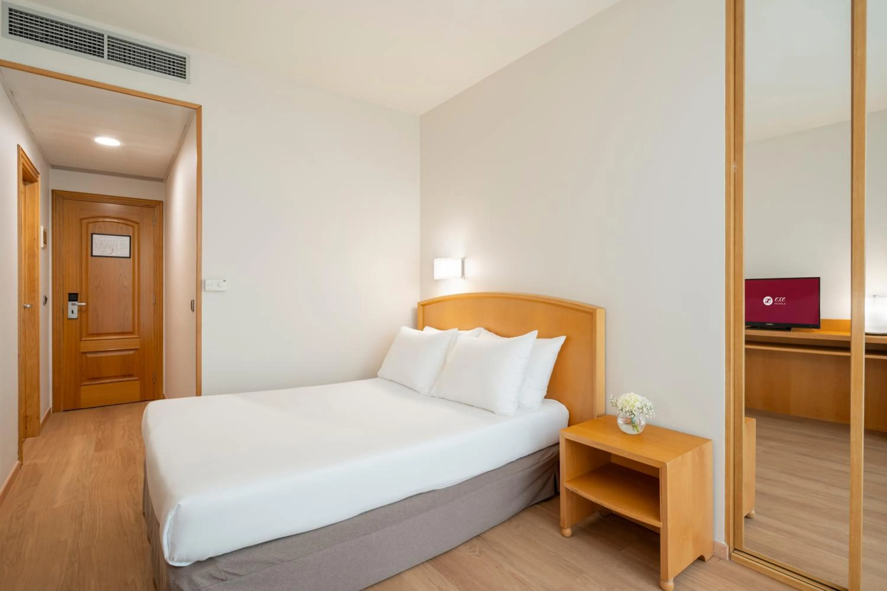 Bed in Exe Area Central