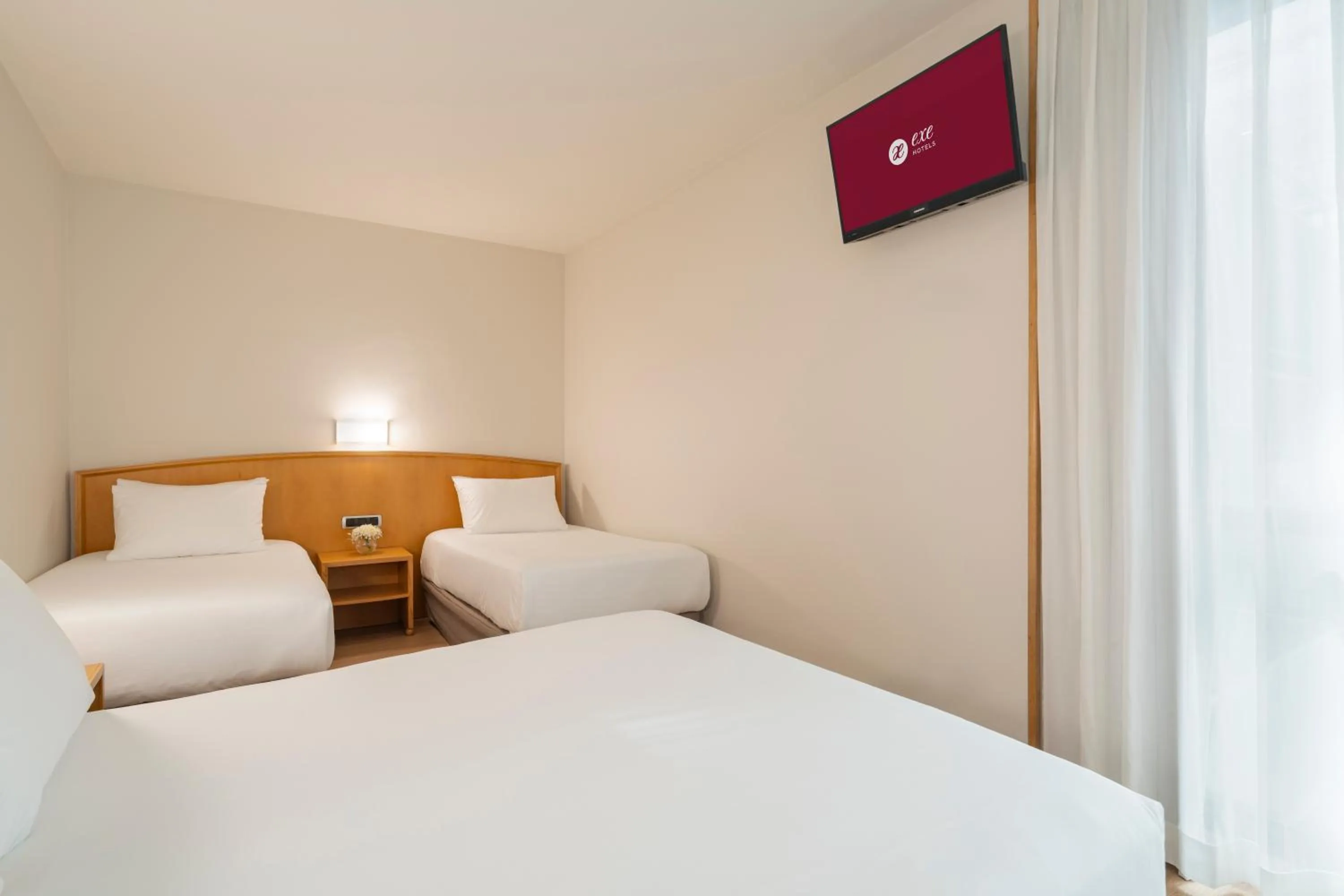 Bed in Exe Area Central