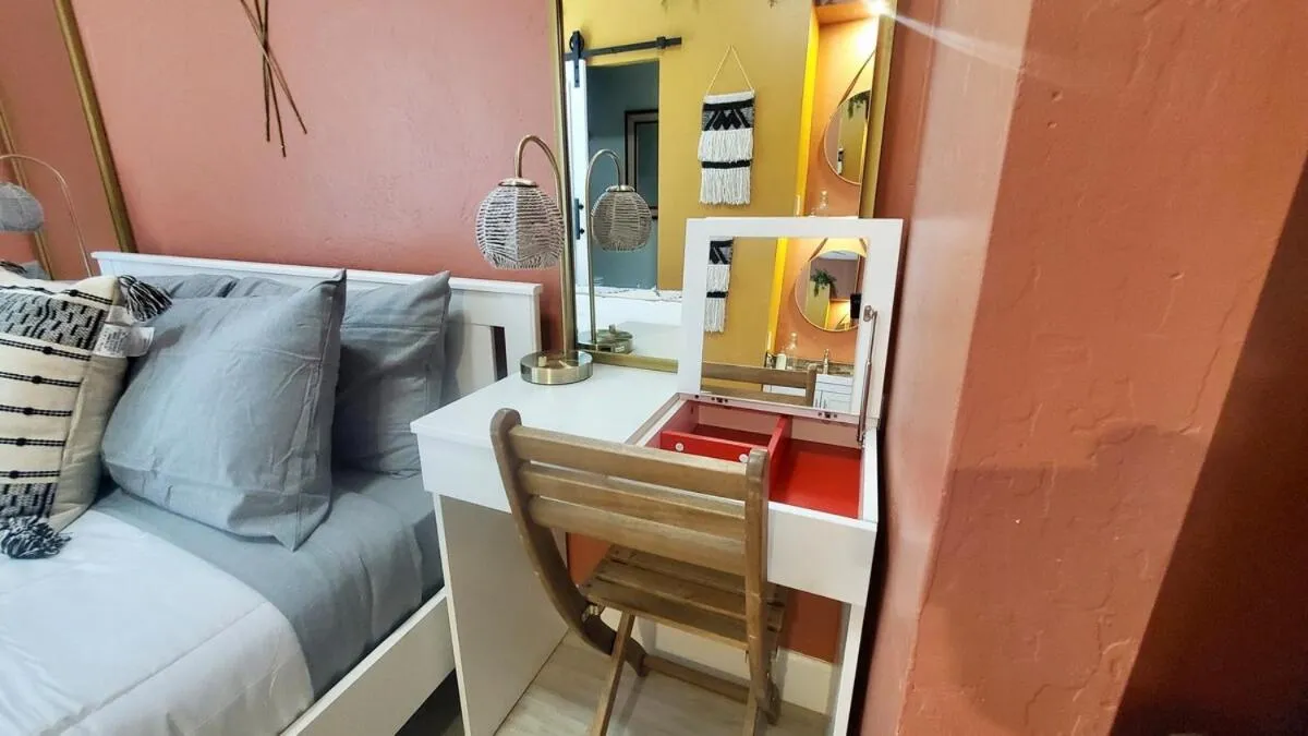 Dining area in Somerset Hotel