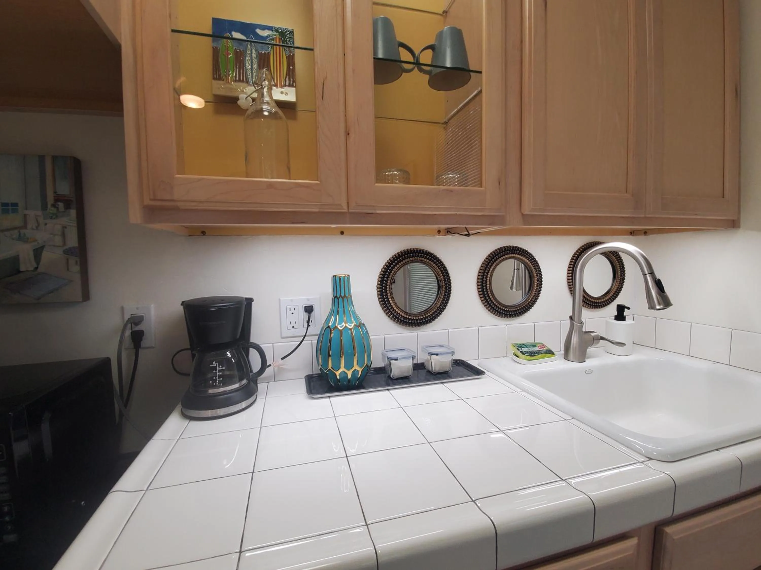 Kitchen or kitchenette in Somerset Hotel