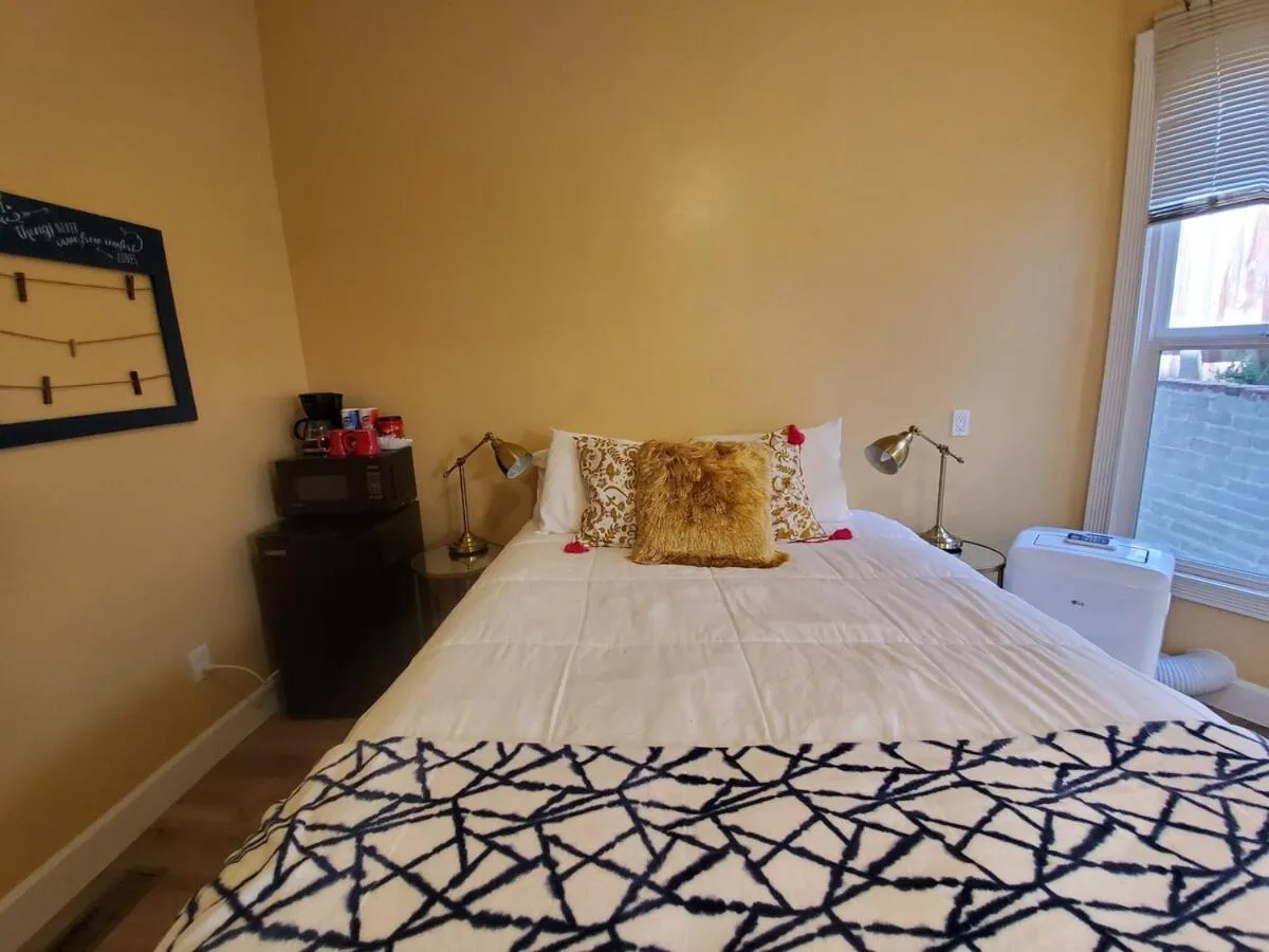 Bedroom in Somerset Hotel