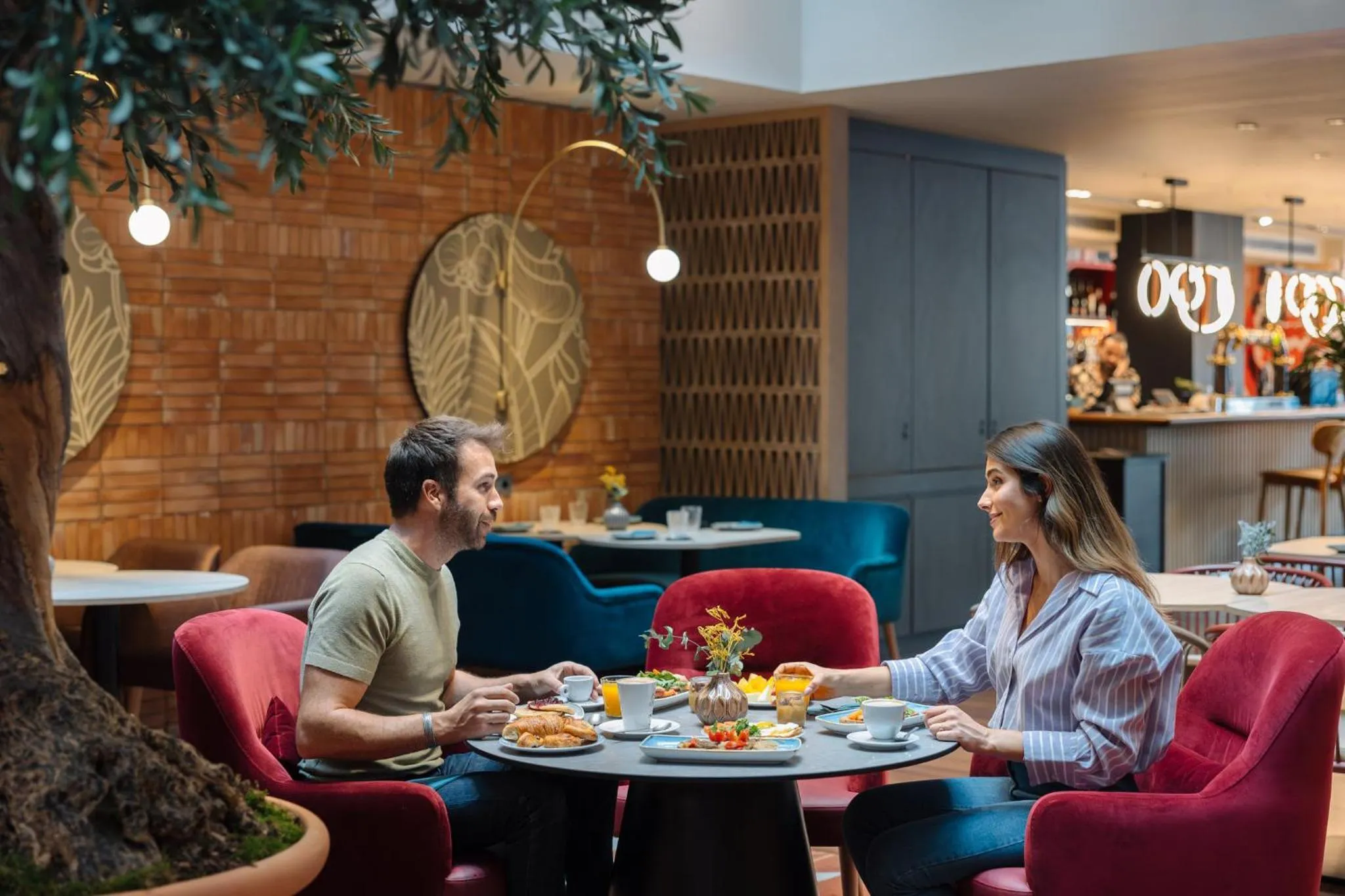 Restaurant/places to eat in Hotel Indigo Barcelona Plaza Espana by IHG