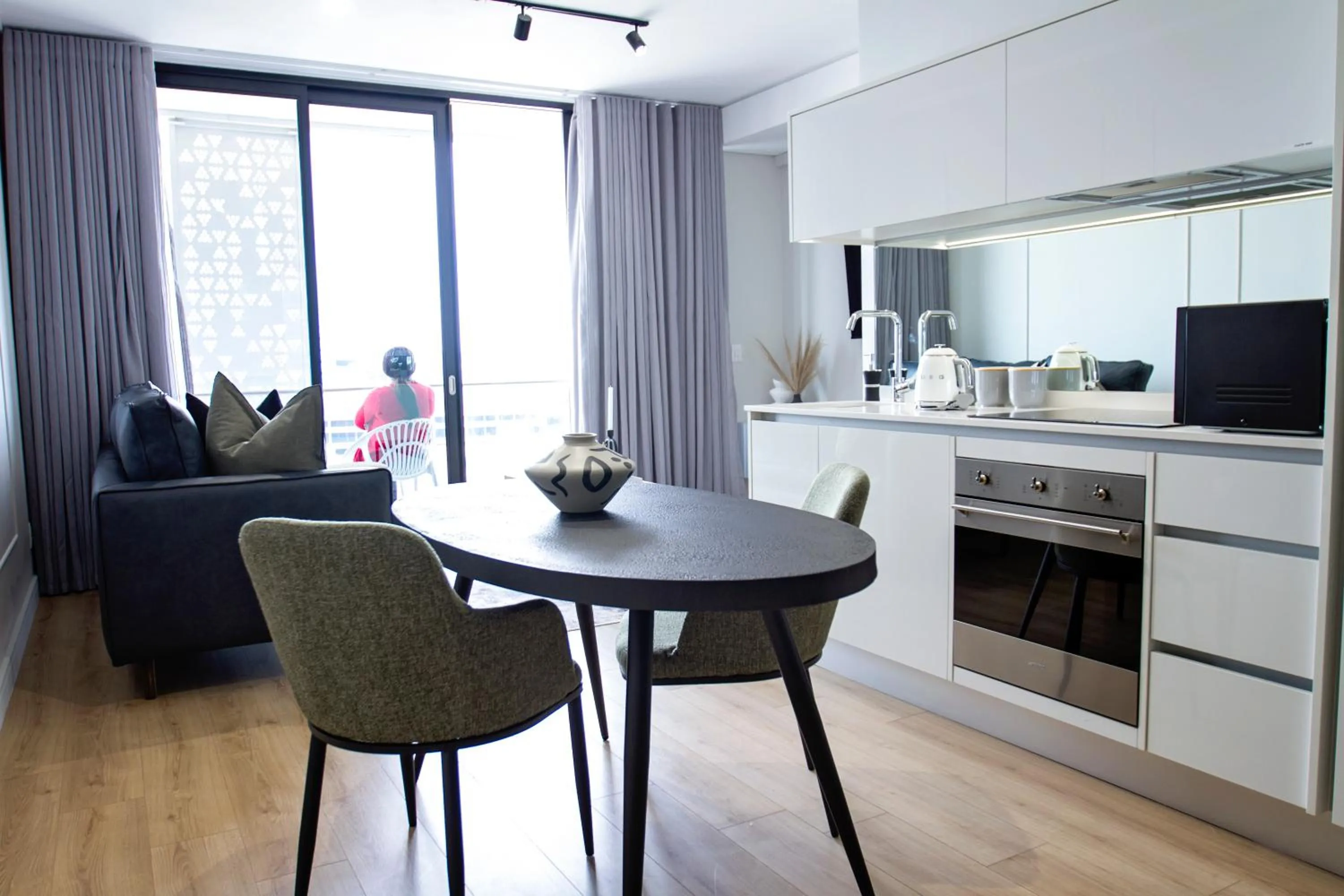 Kitchen or kitchenette in Executive Apartment at Ellipse Waterfall