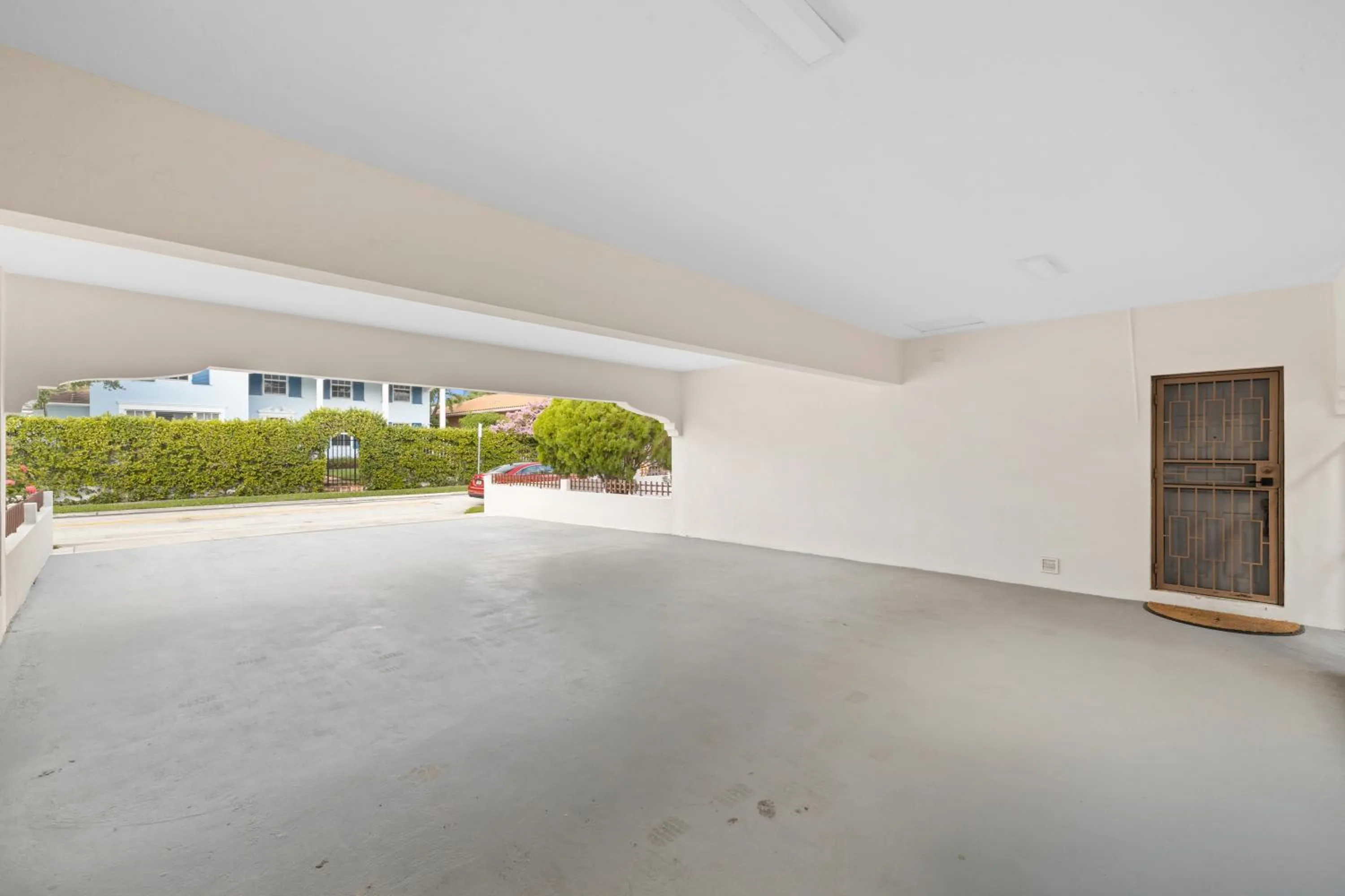 Parking in Little Havana Retreat - Newly remodeled Villa by Loan Depot Stadium!