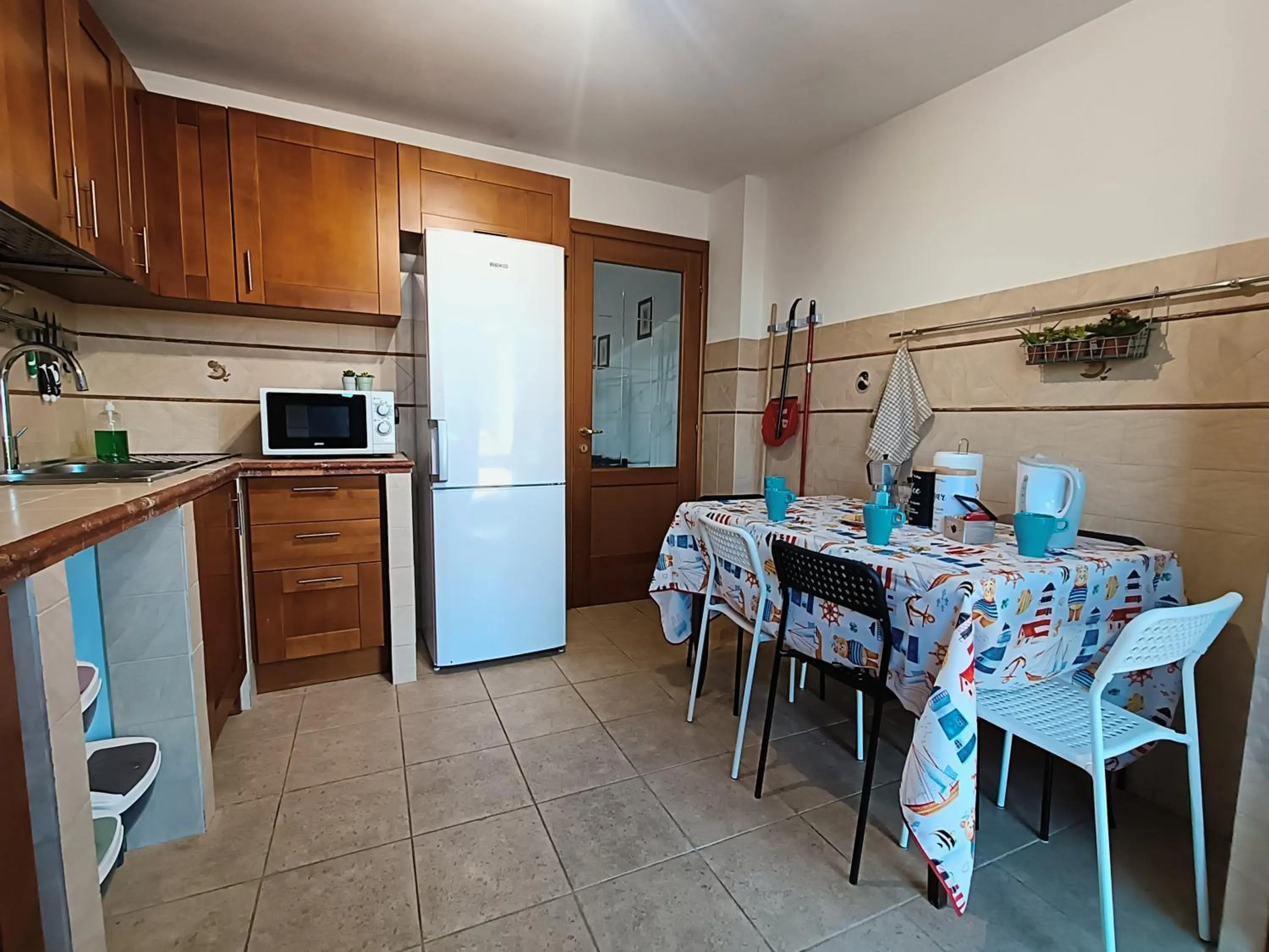 Avellini - Delightful and Spacious Apartment with terrace - near Metro A Cornelia